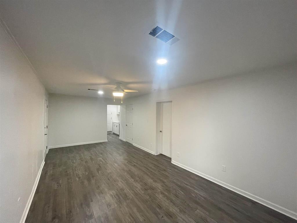 4967 Kimball Avenue – photo 3