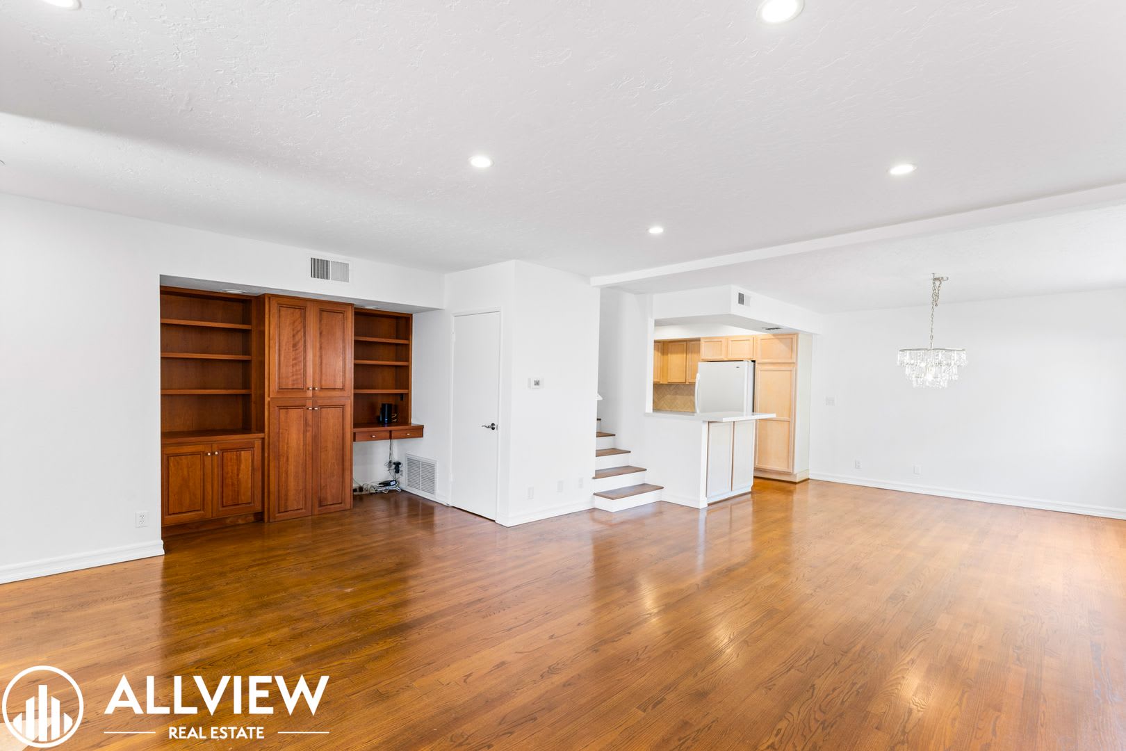 Coastal Townhouse in the Heart of Santa Monica! – photo 3