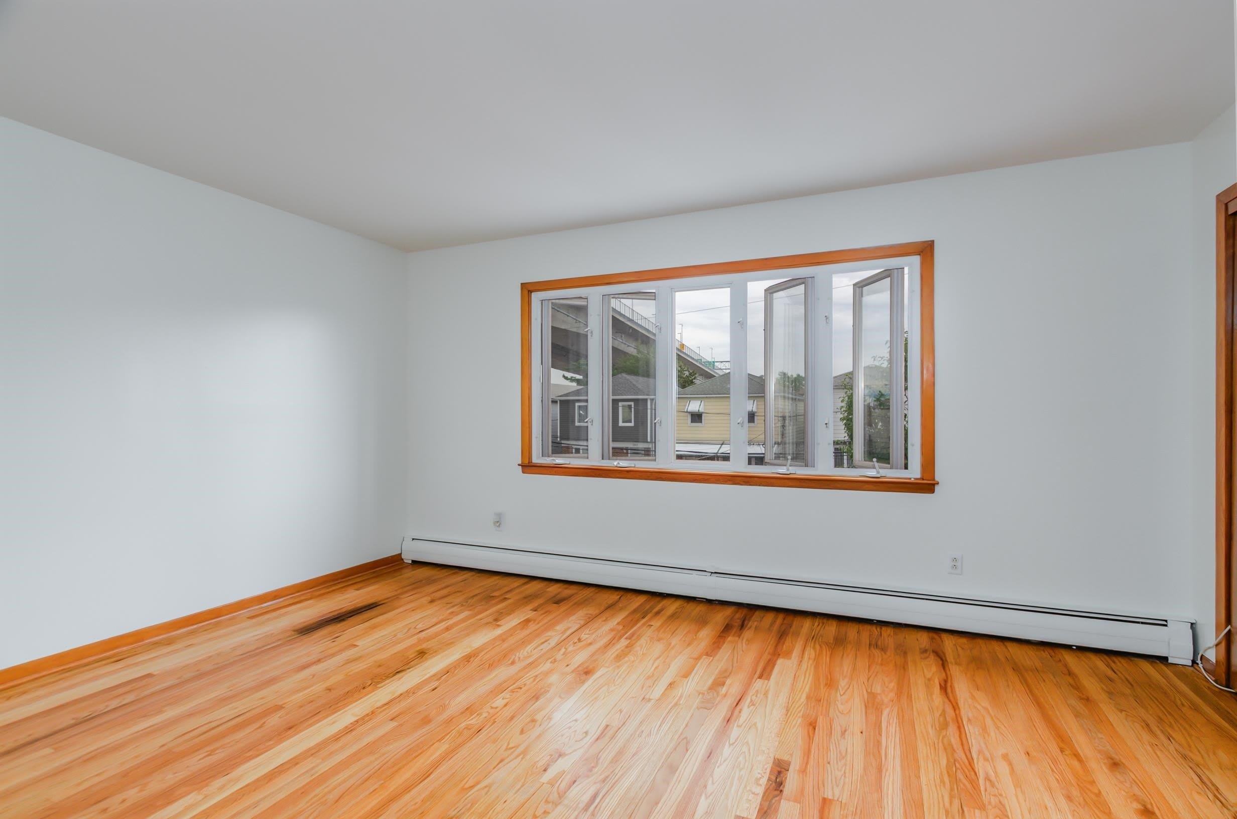 180 W 3RD ST – photo 3