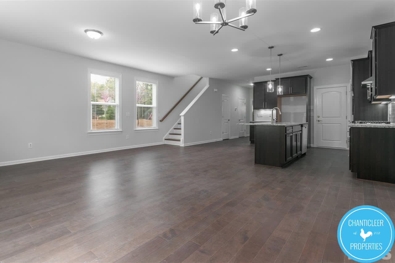 2010 Chipley Drive – photo 4