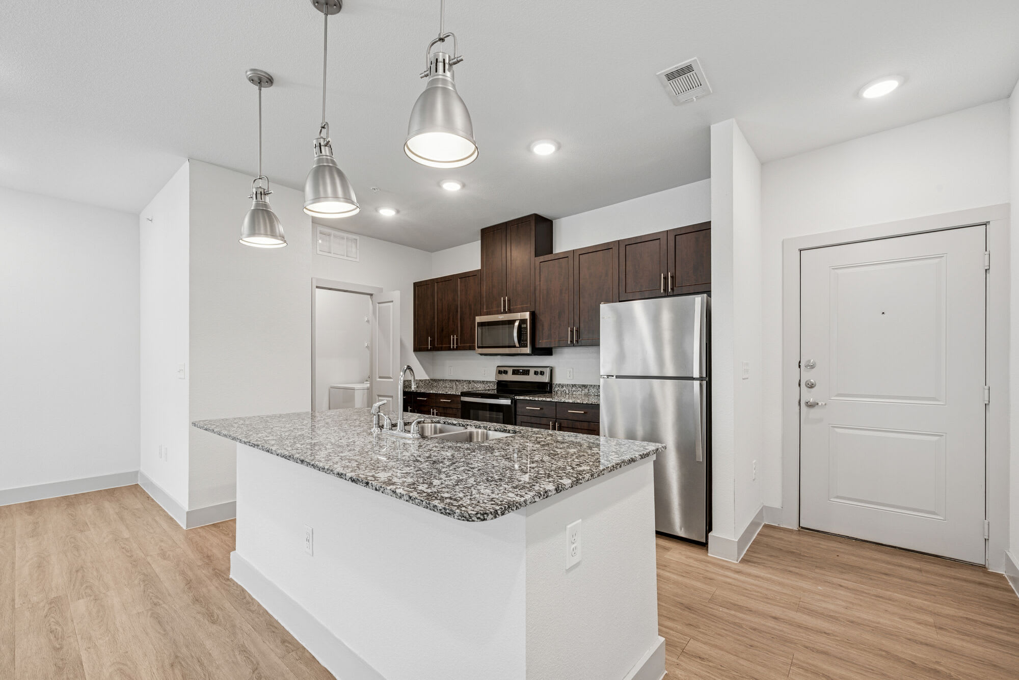 Plum Tree Apartments – photo 3