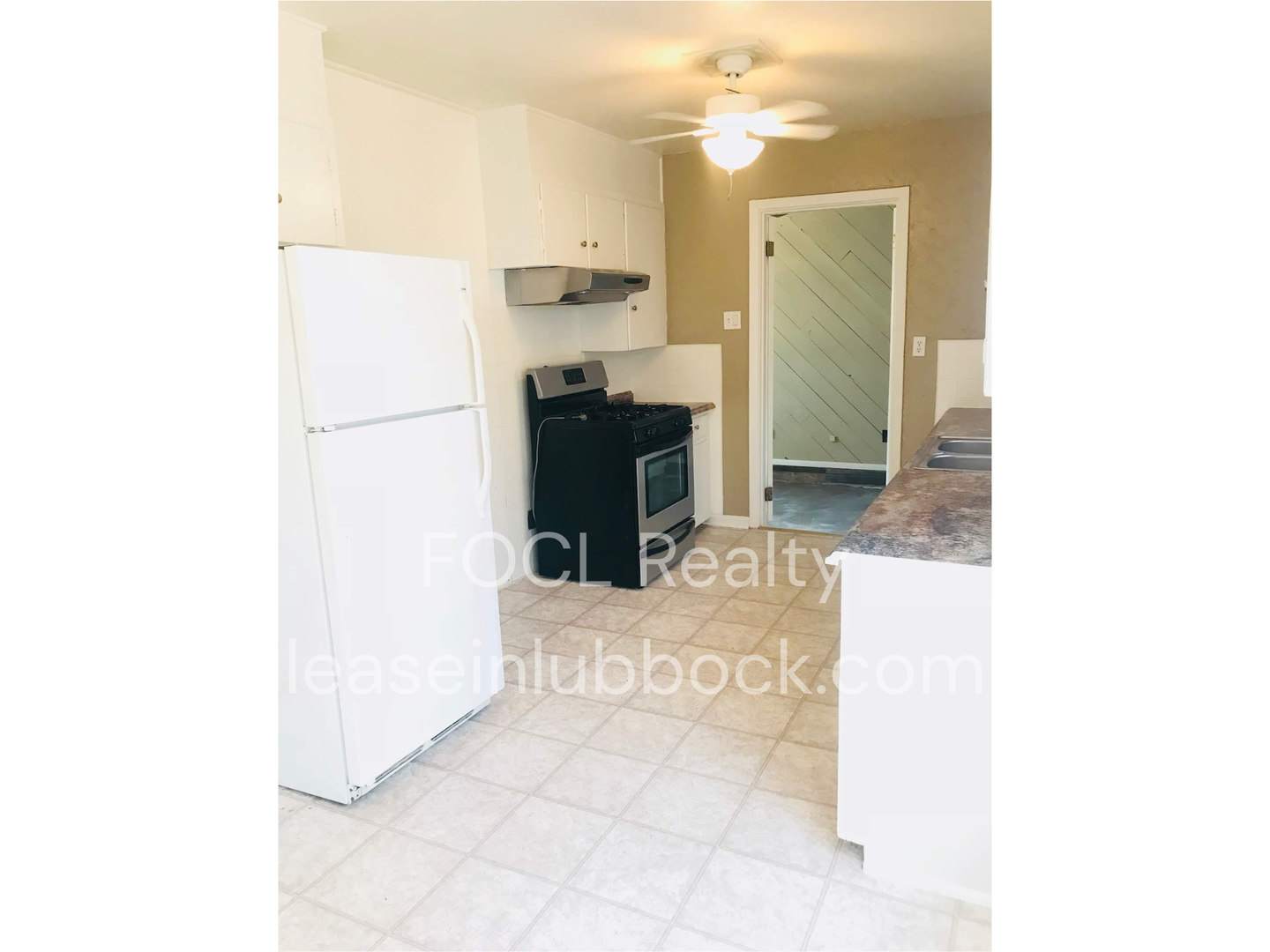 3018 48th St – photo 5