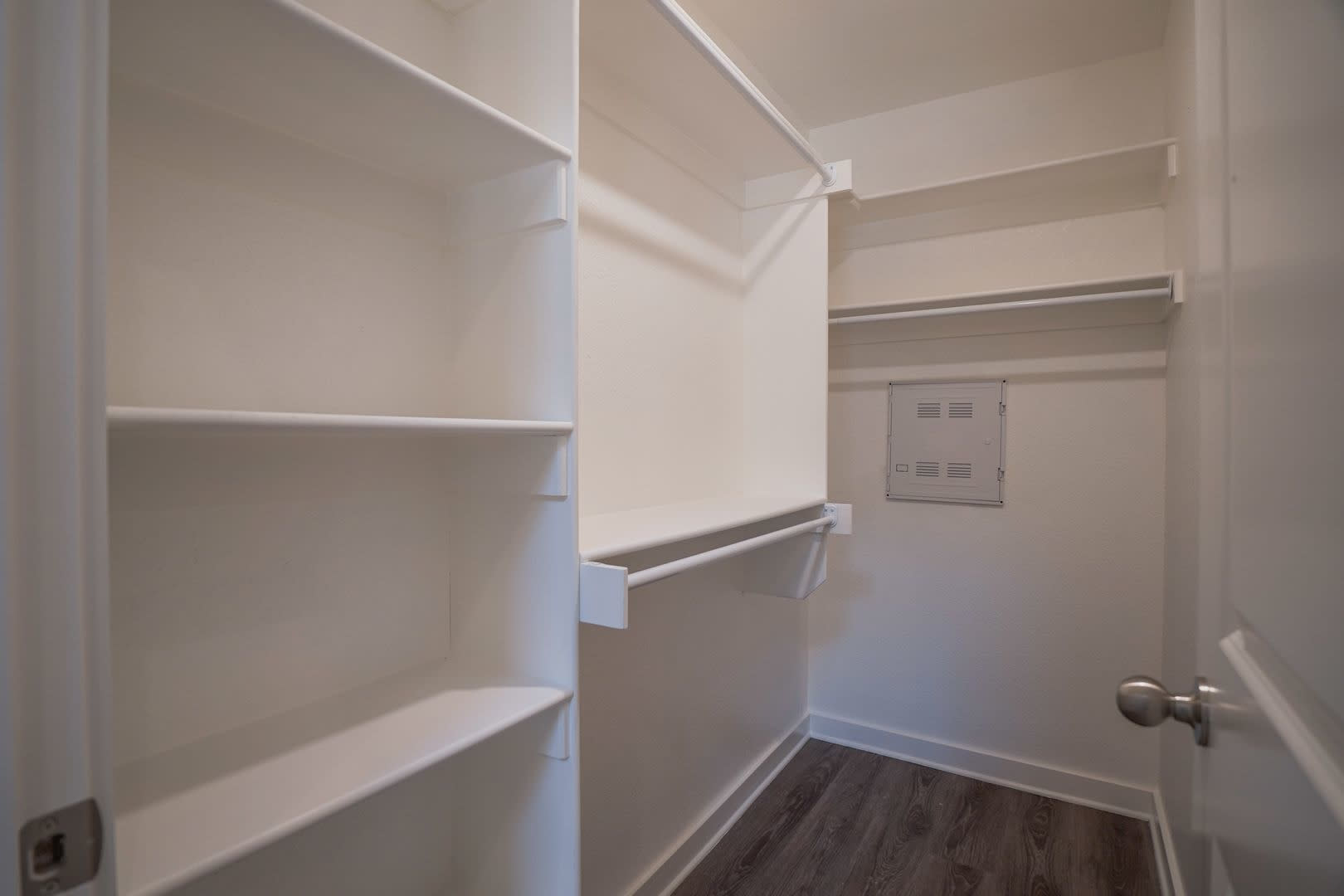 Cozy 2 bedroom 2 bath home! – photo 2