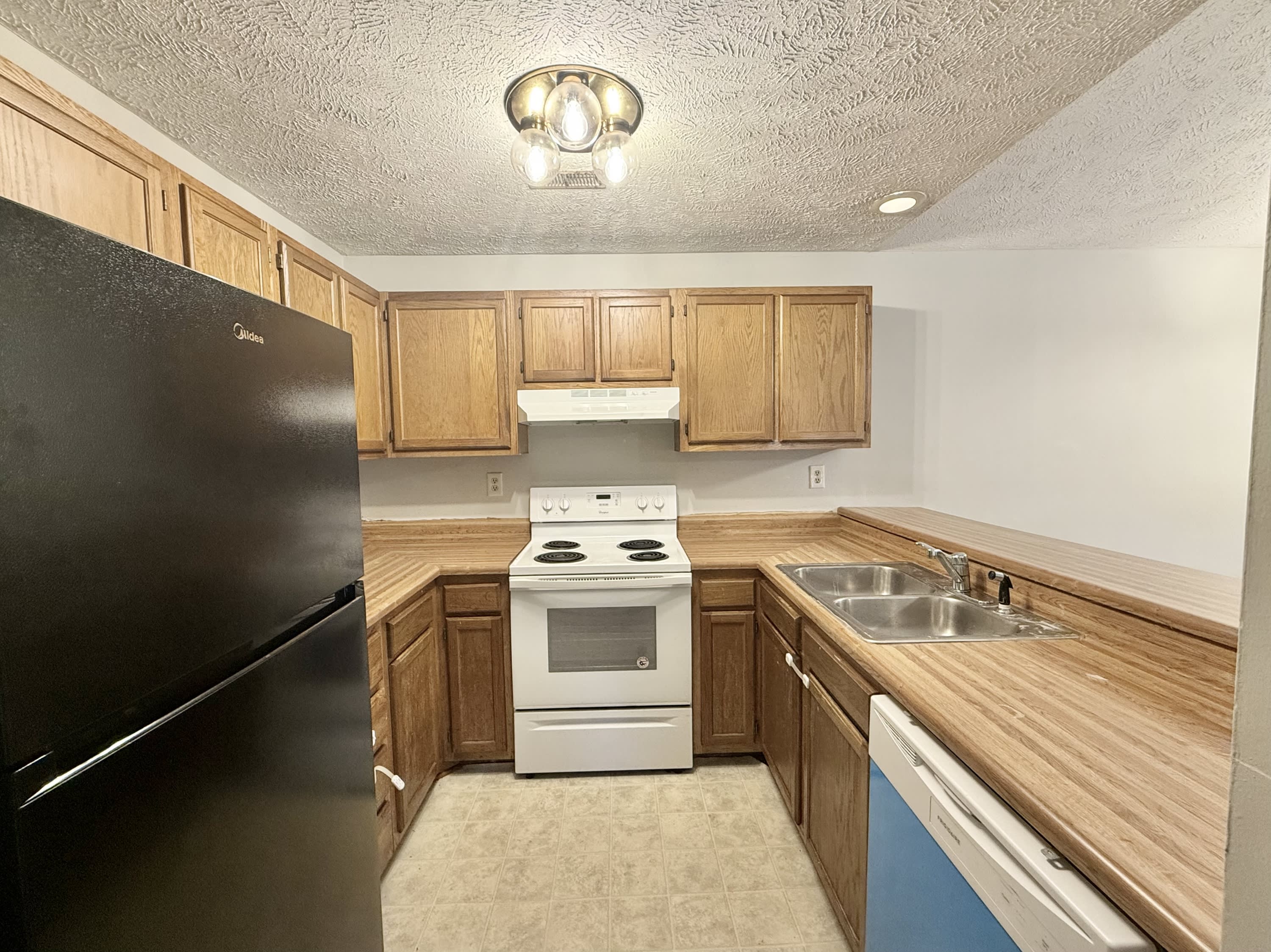 1808 5 Tryon Drive 1 – photo 4