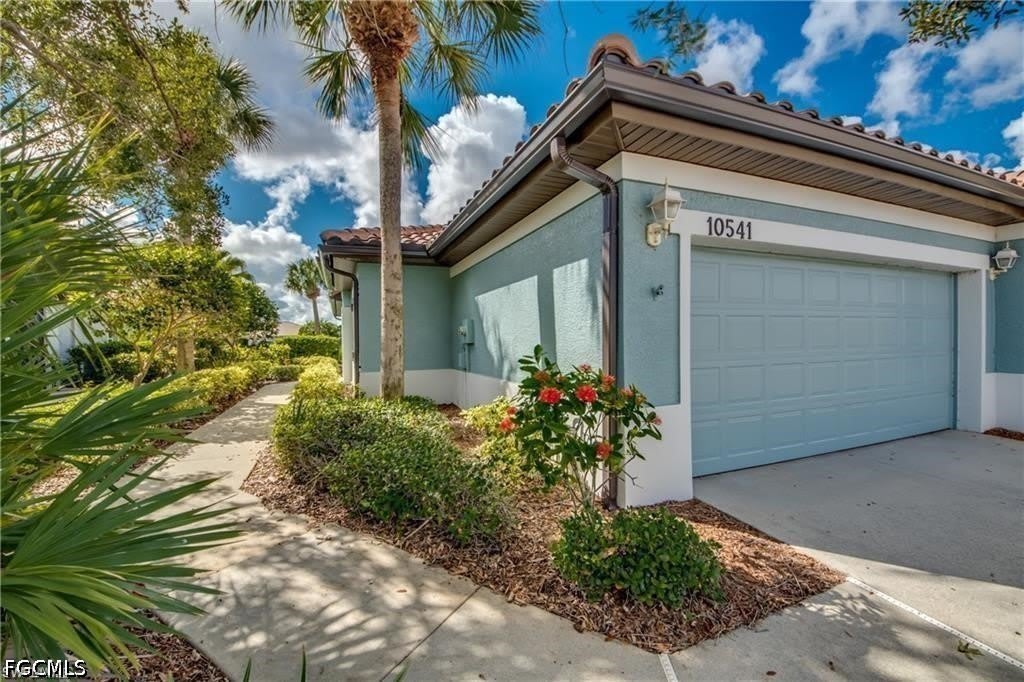 10541 Diamante Way – photo 2