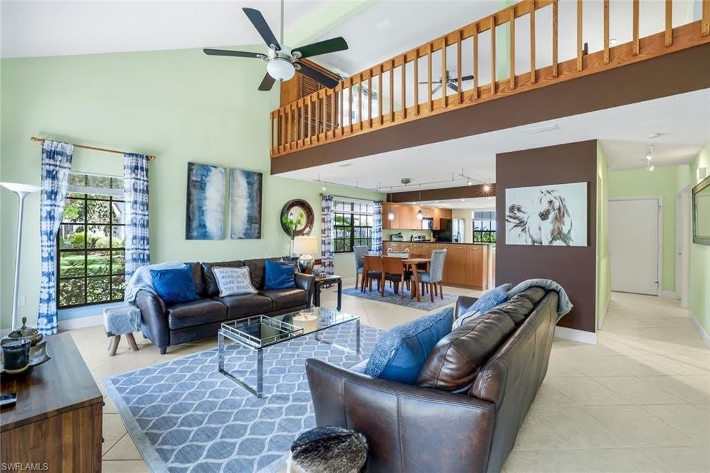 823 Meadowland Dr – photo 3