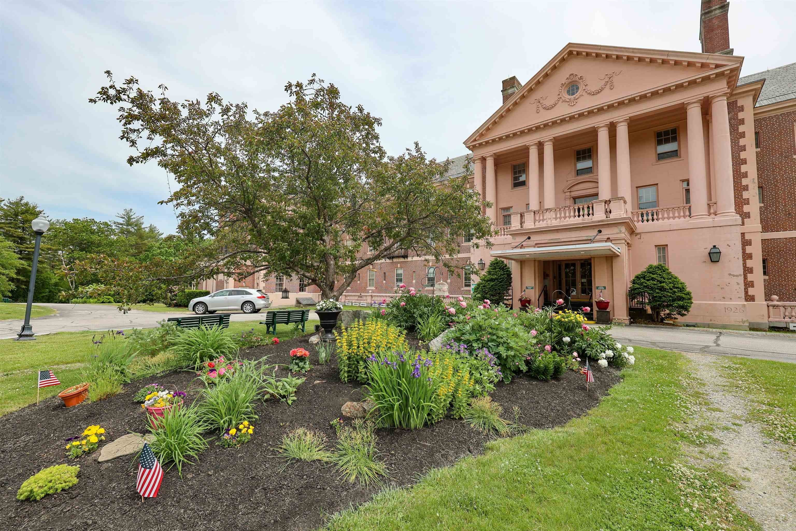 227 Pleasant Street – photo 2