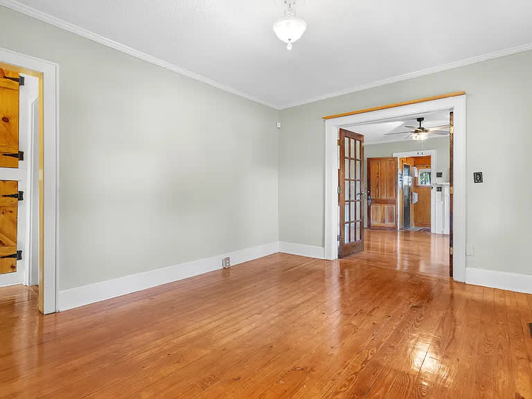 2347 Byrnes Drive – photo 4