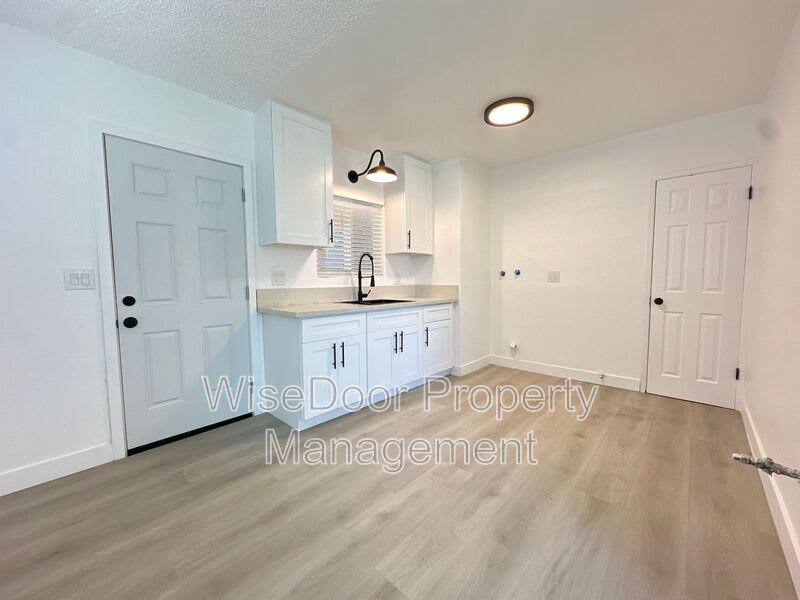 7914 16th St – photo 1