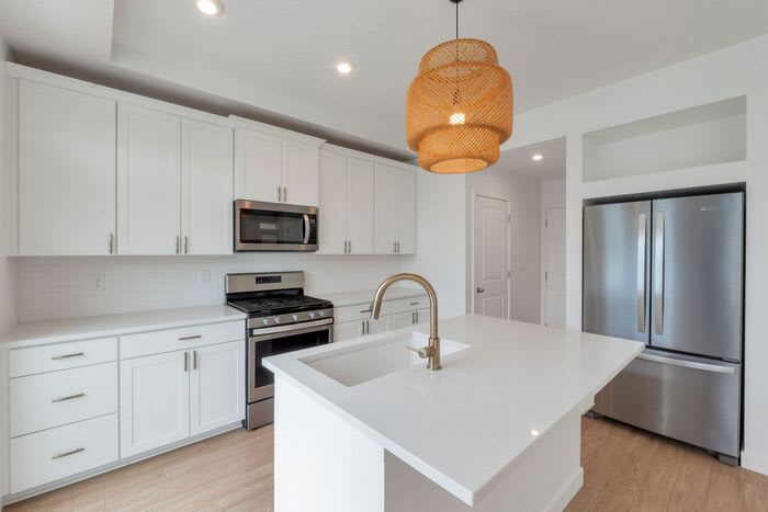 2668 North Heston Park – photo 3