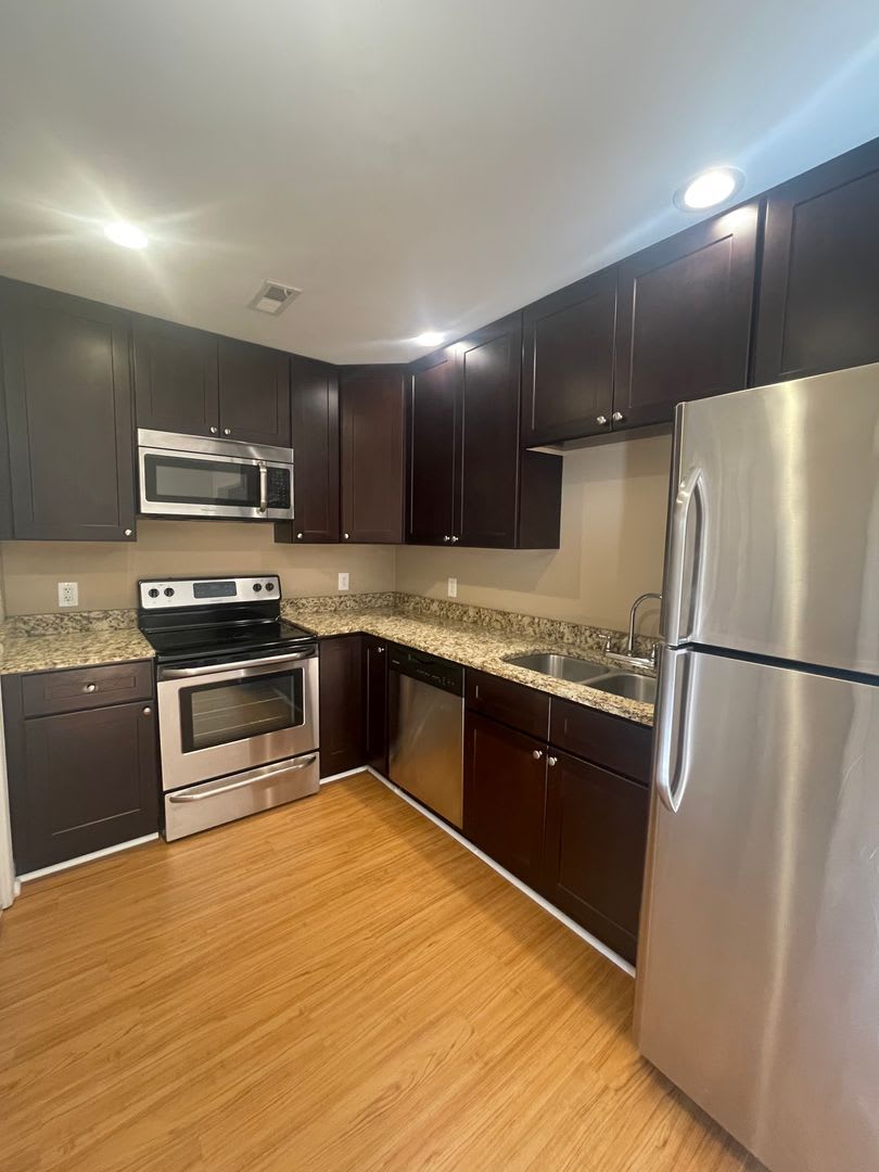 Modern Town Home on Beals Chapel – photo 5