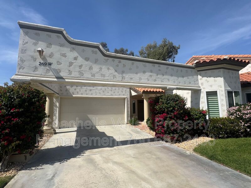 269 Vista Royale Cir W – photo 3