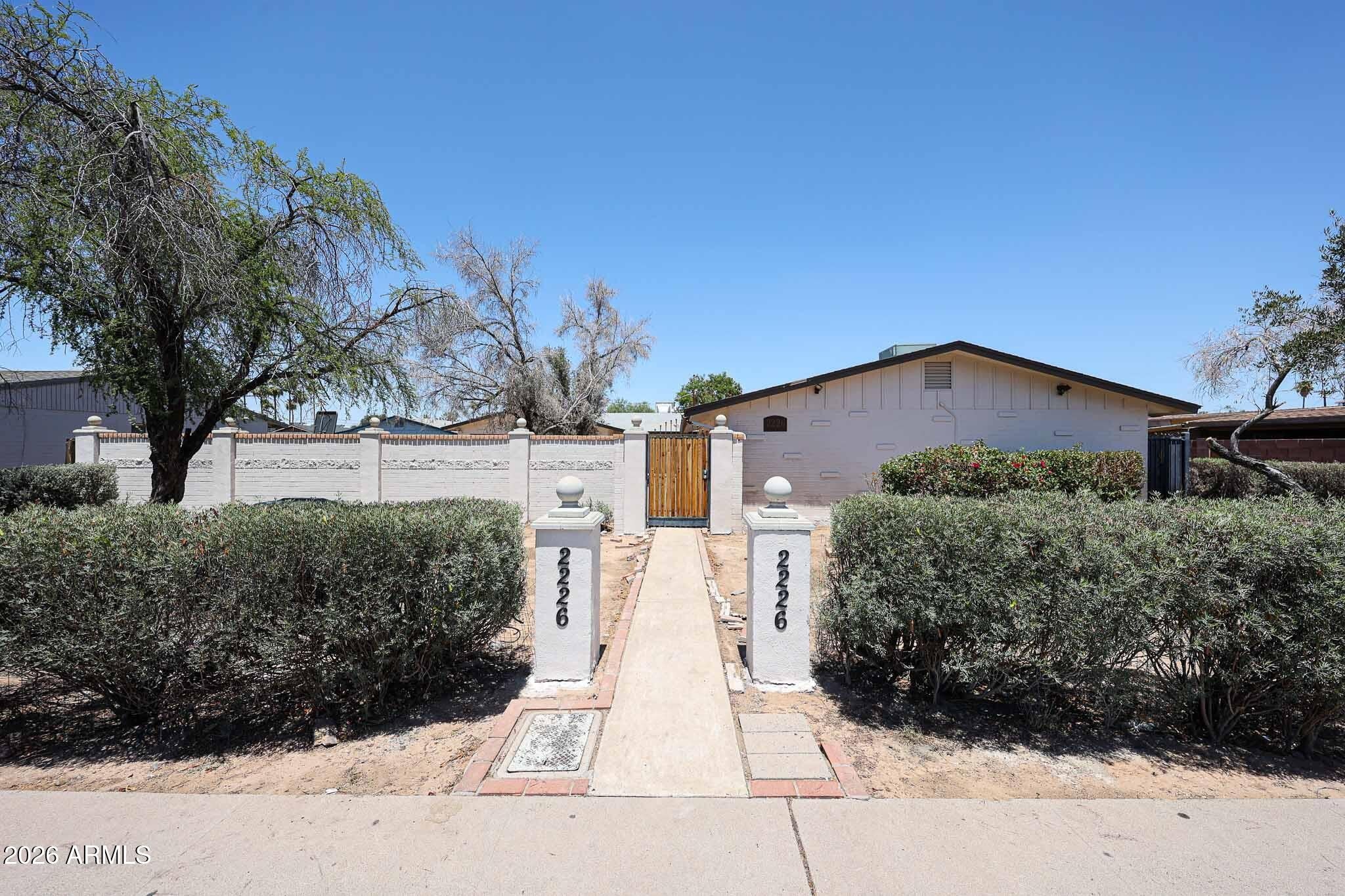 2226 W Heatherbrae Drive – photo 1