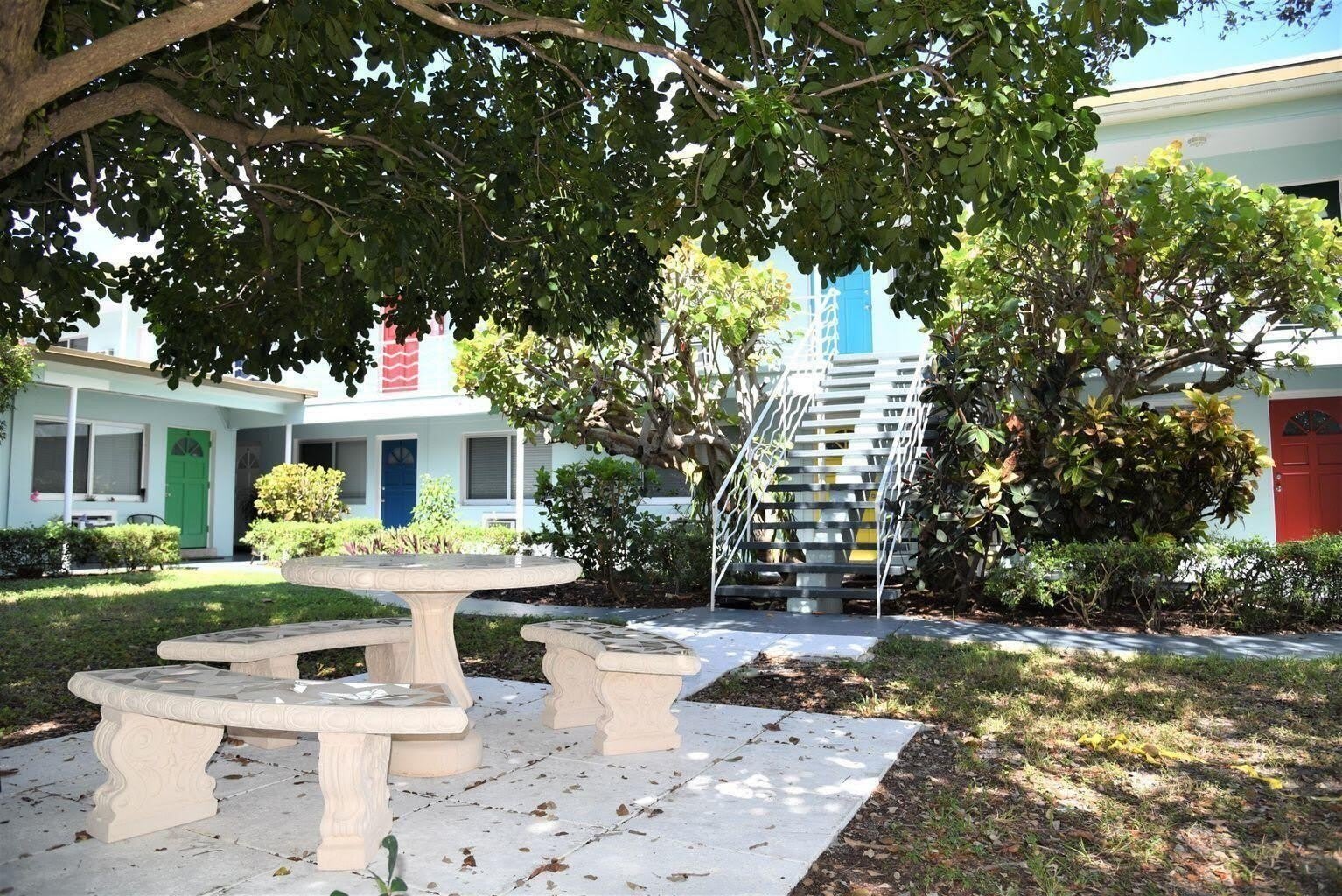 101 S Palmway – photo 5
