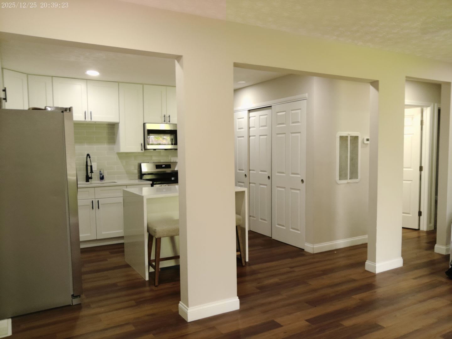 4 Bedroom Ranch in Whitehall – photo 3