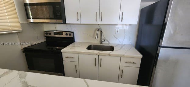 714 NE 85th St – photo 2