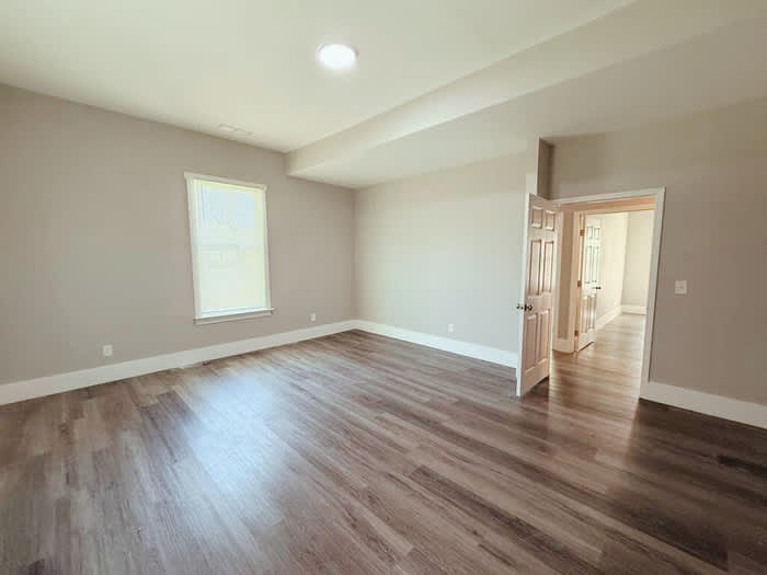 555 Paines Avenue Northwest – photo 1