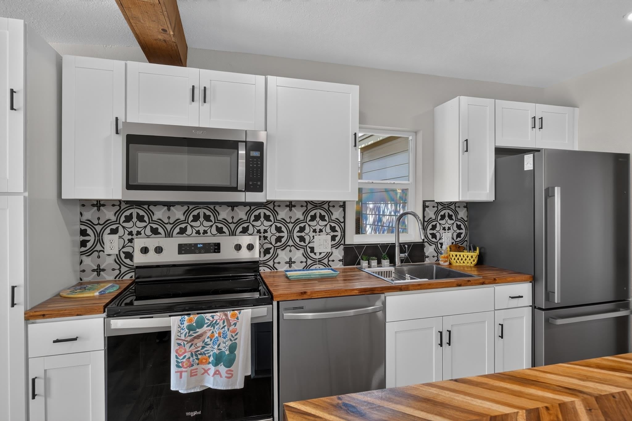 1109 Hickory Street – photo 3