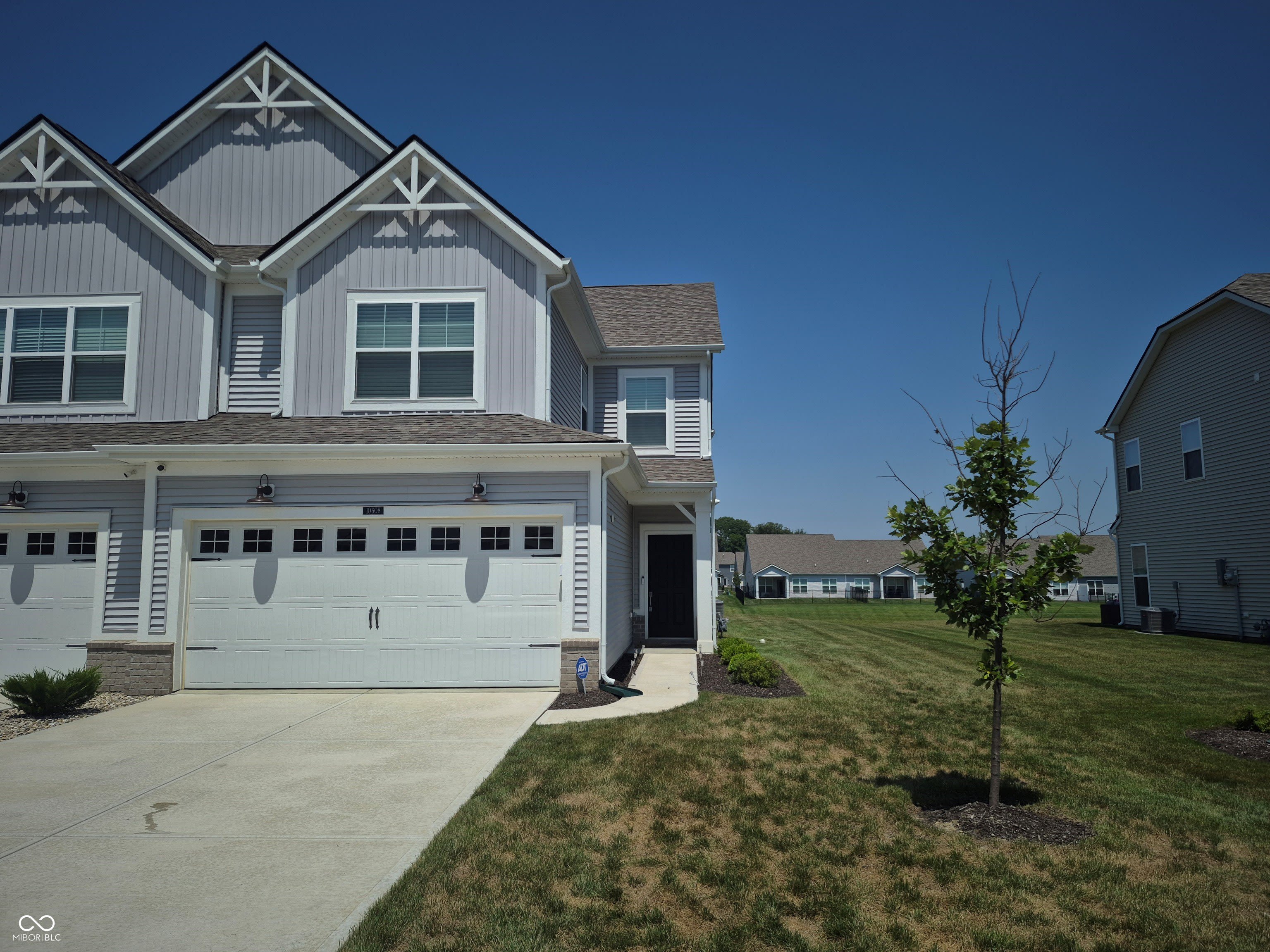 10608 Mangrove Drive – photo 2