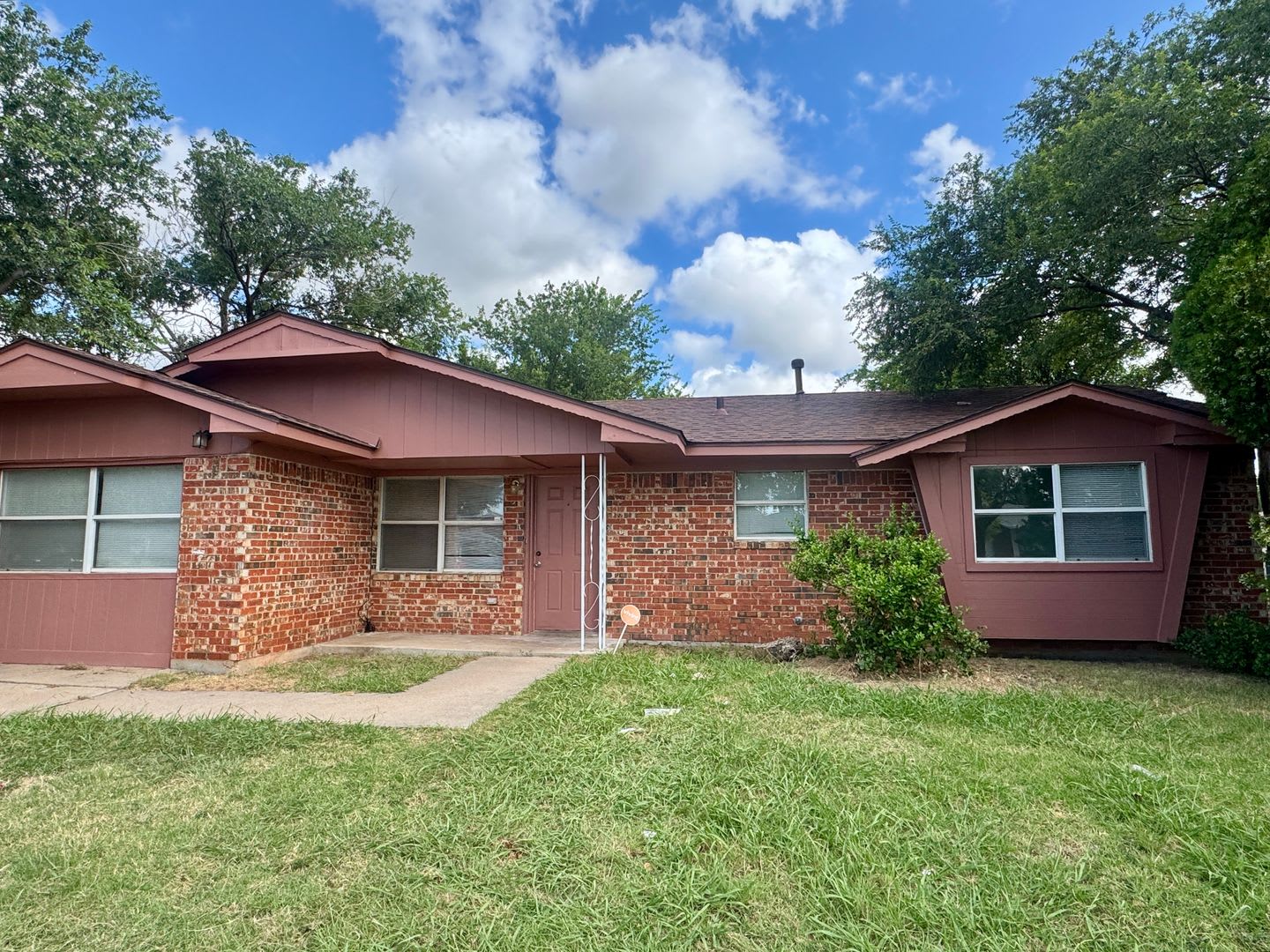4619 SW I Ave – photo 1