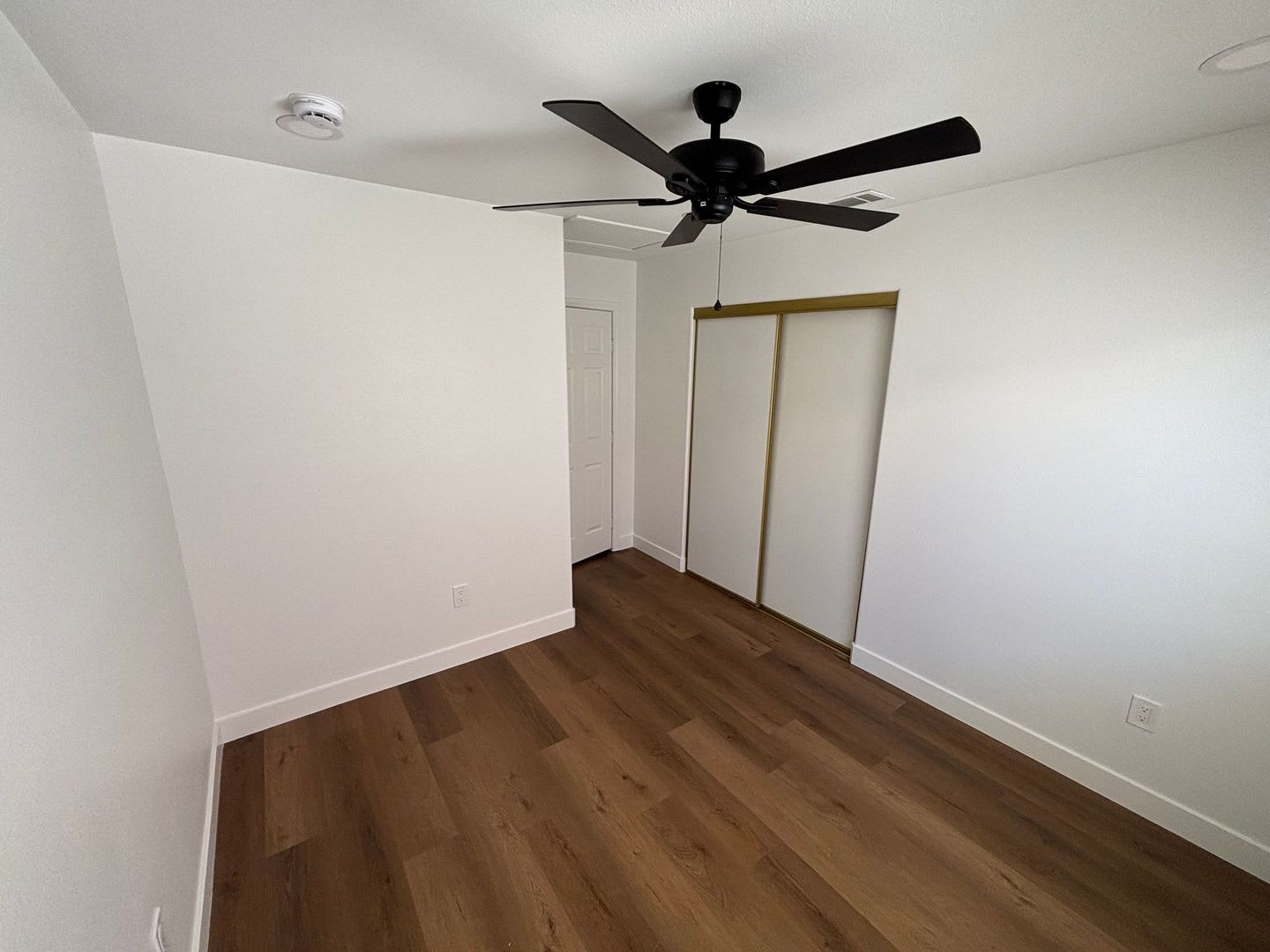 Fully Upgraded Single-Story Home 3 bed 2 Bath in Northwest / Centennial – photo 2