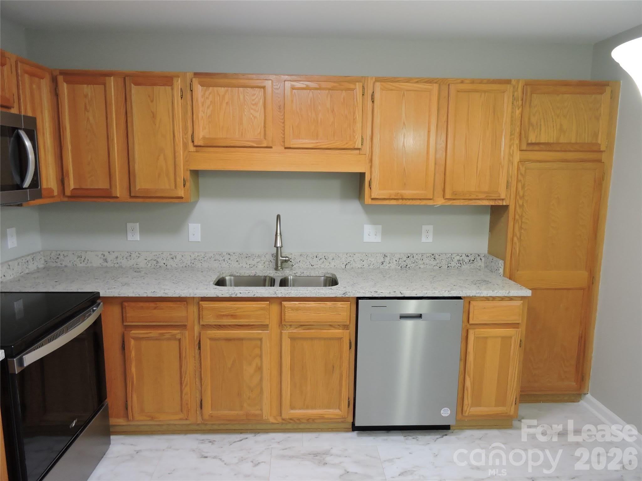3903 Florham Place – photo 3
