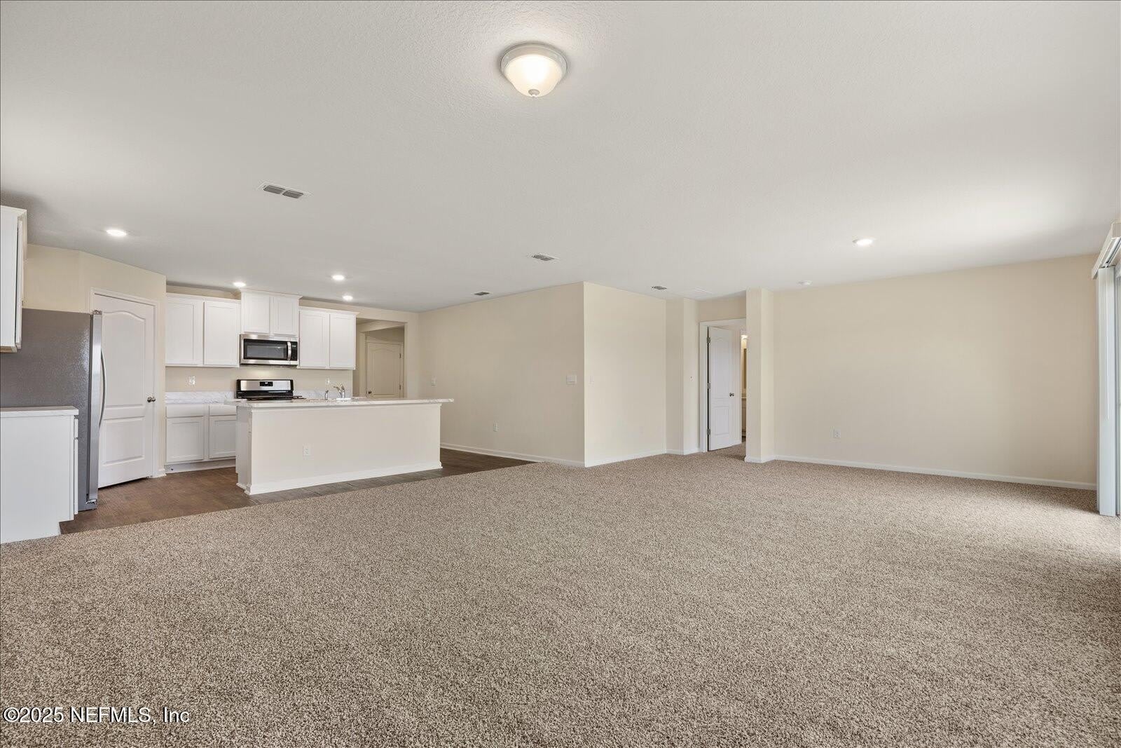 158 ALBACETE Road – photo 4
