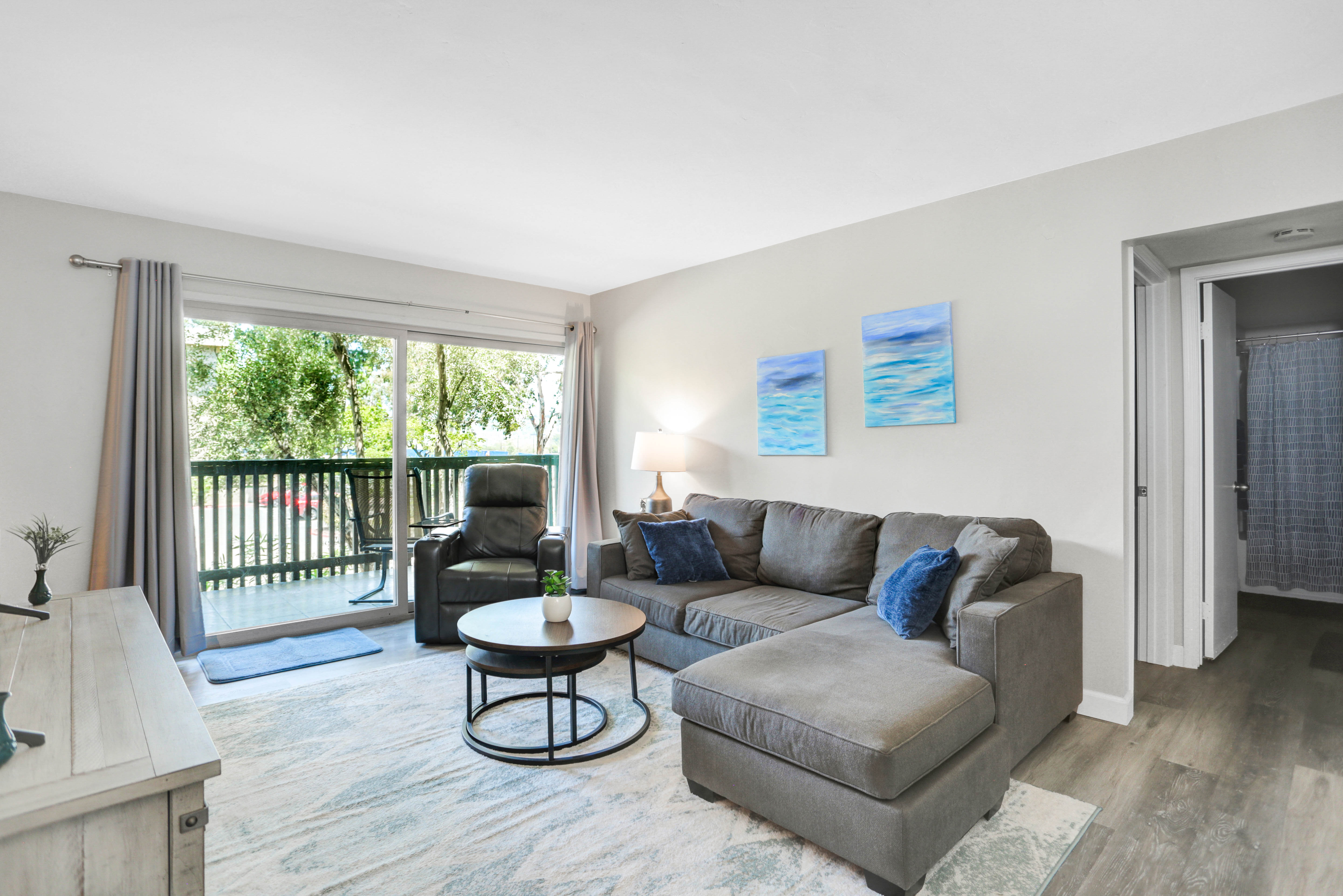 6406 Friars Rd – photo 2