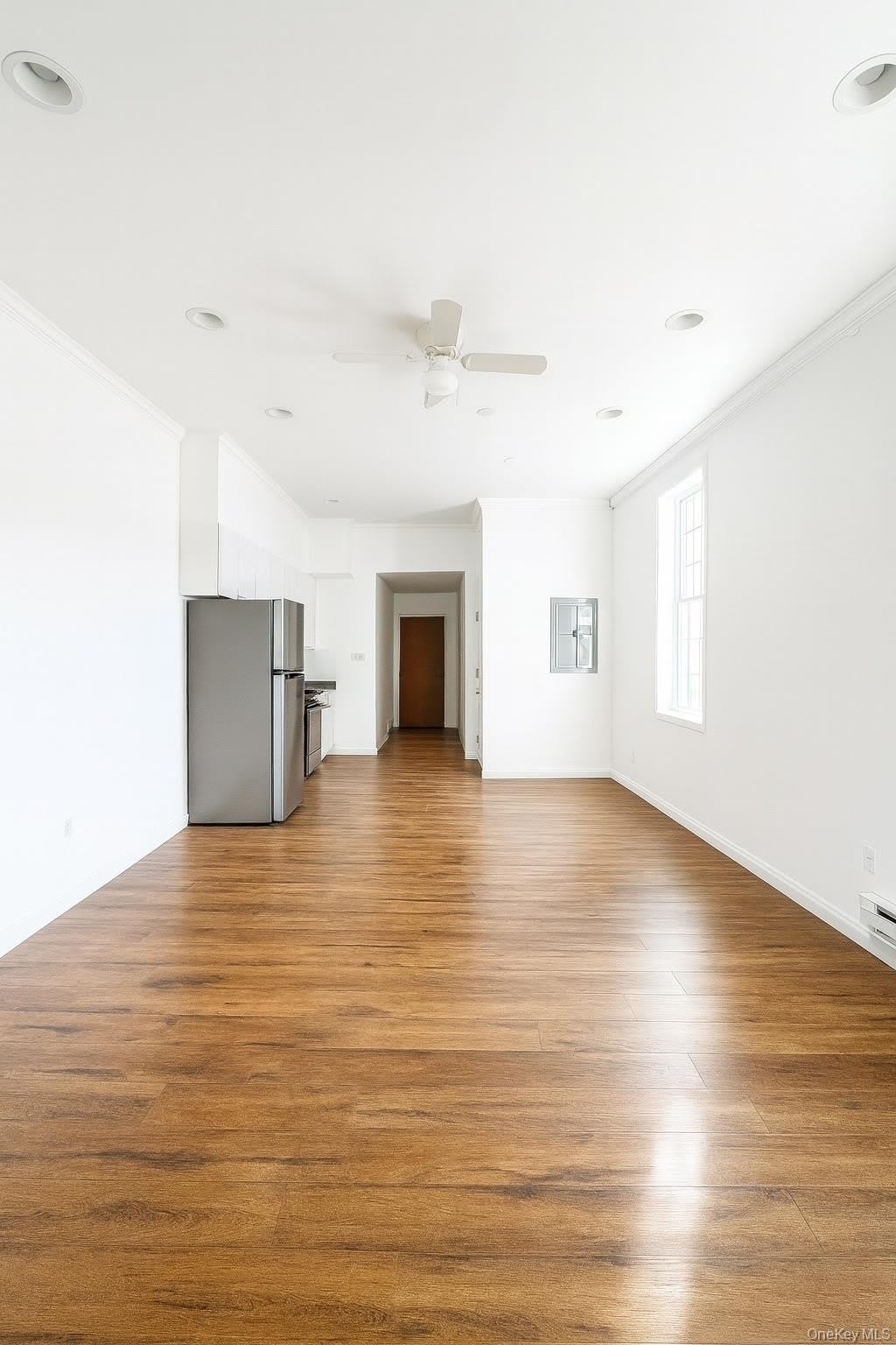 422 Broadway – photo 2