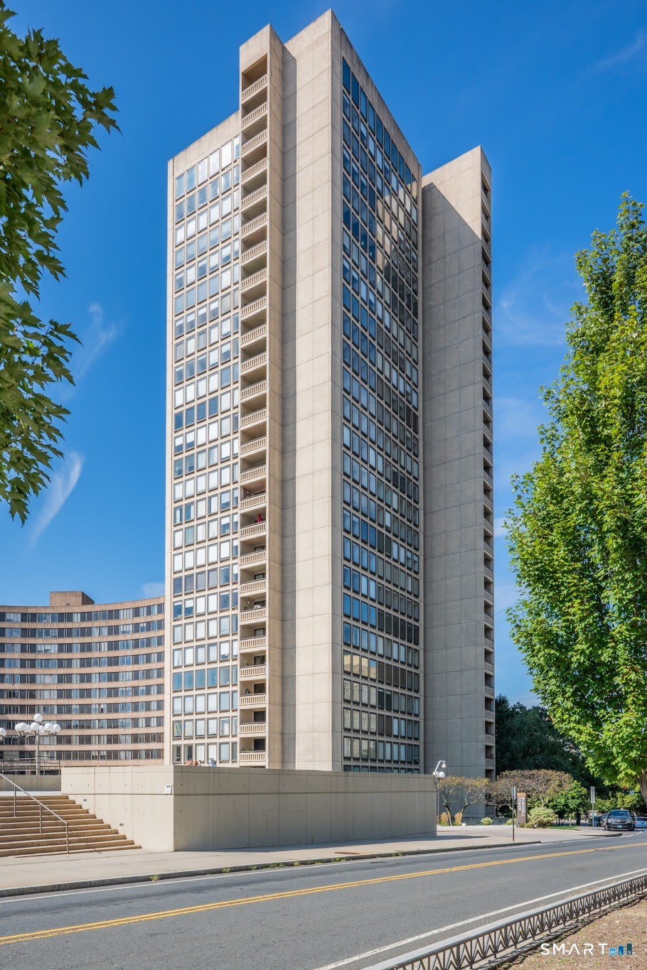1 Gold Street – photo 2