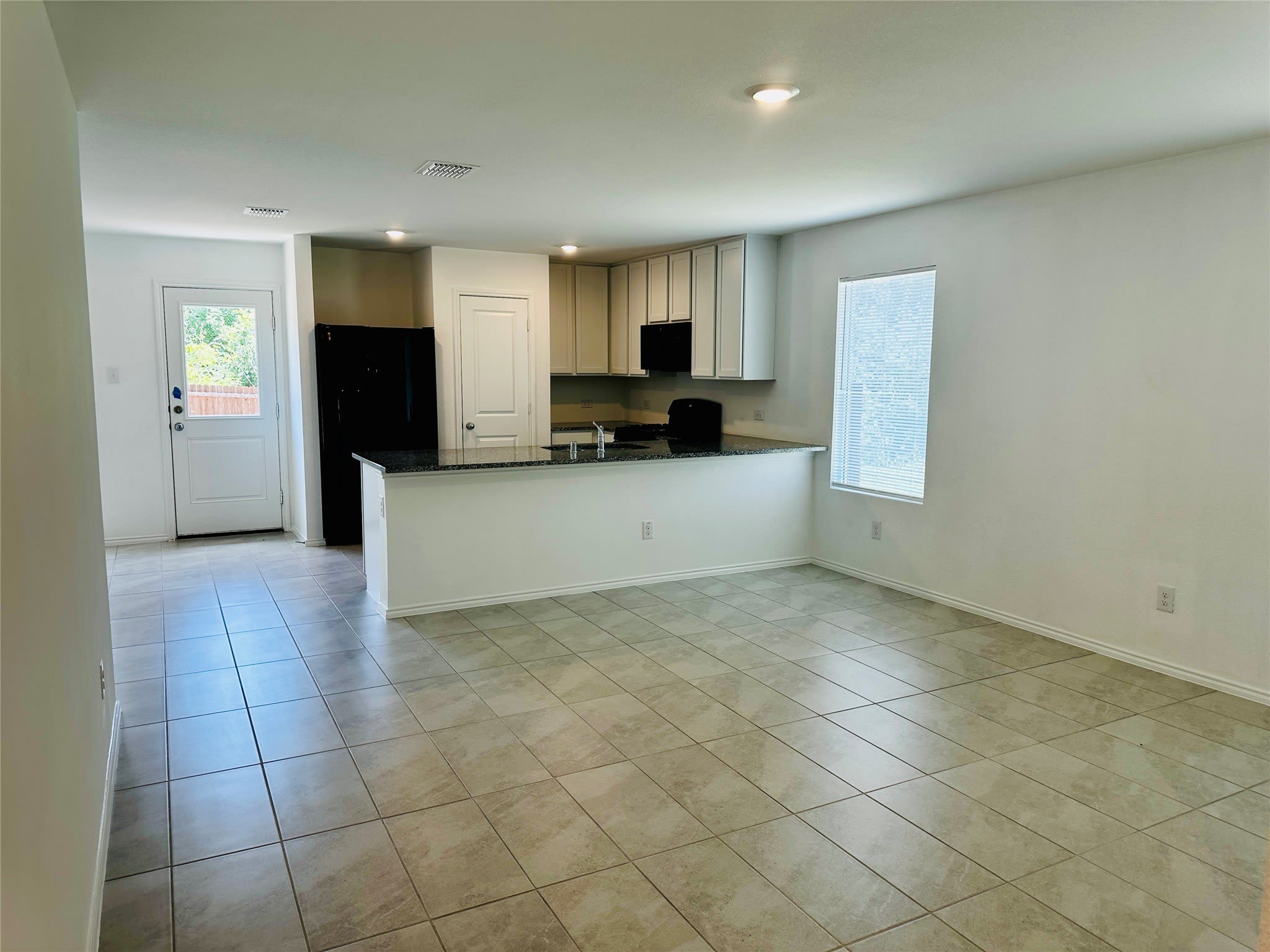 1275 Eclipse Lane – photo 5