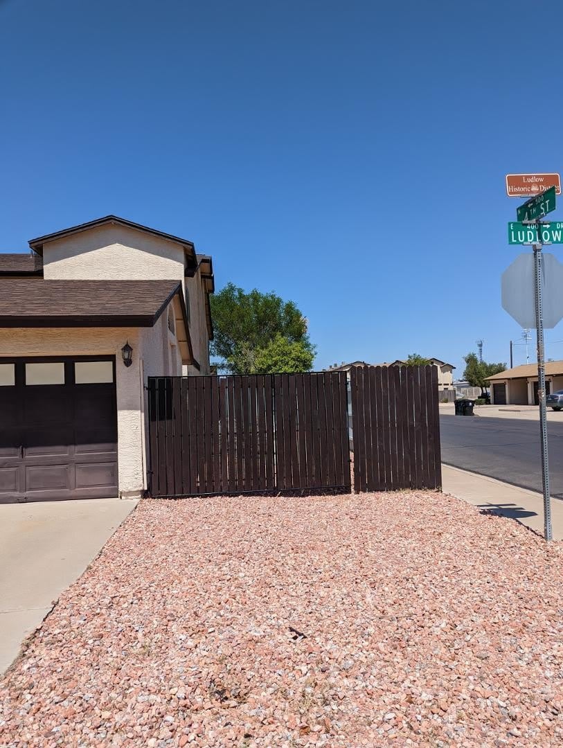 306 E Ludlow Drive – photo 2