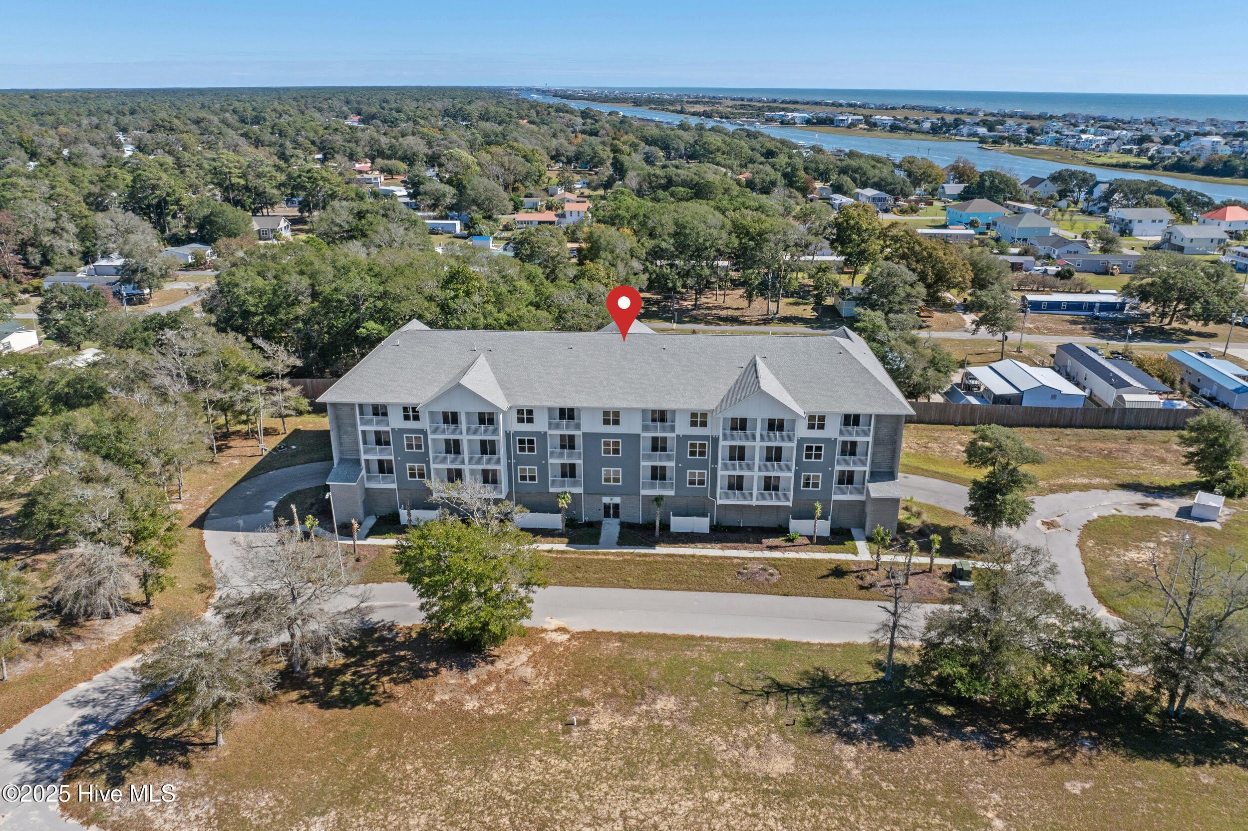 2272 Dolphin Shores Drive SW – photo 4