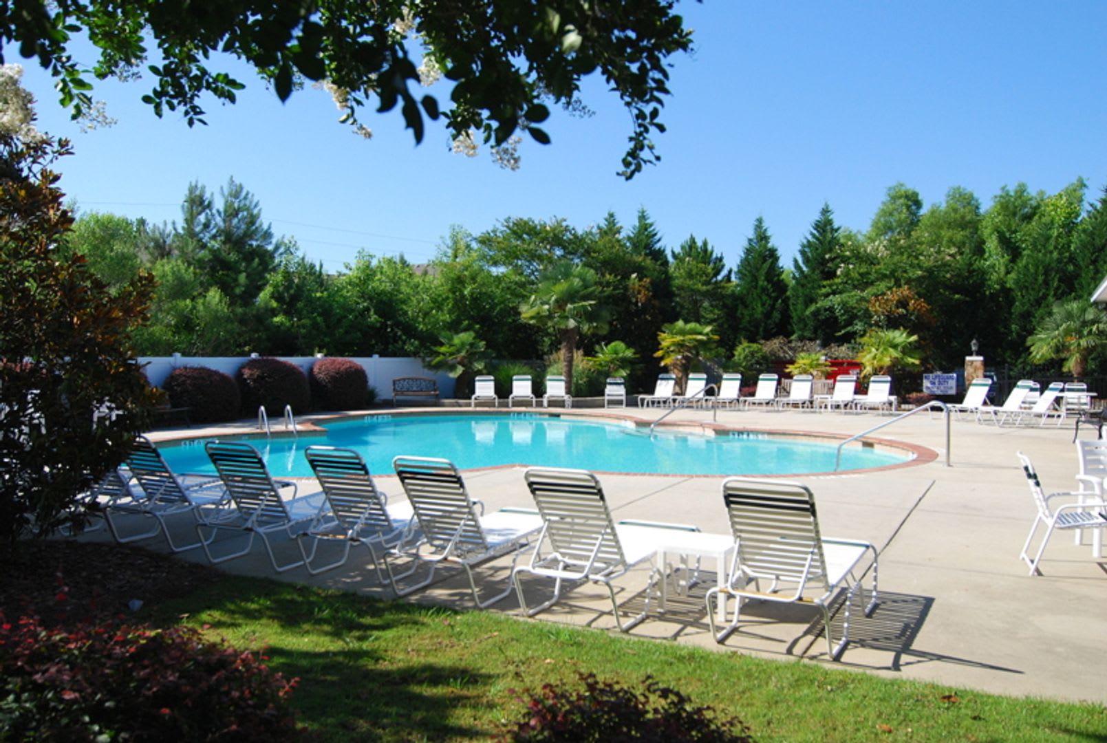 Discover comfortable living in Hampton Forest — a charming 2 bedroom, 2.5 bath townhouse – photo 3