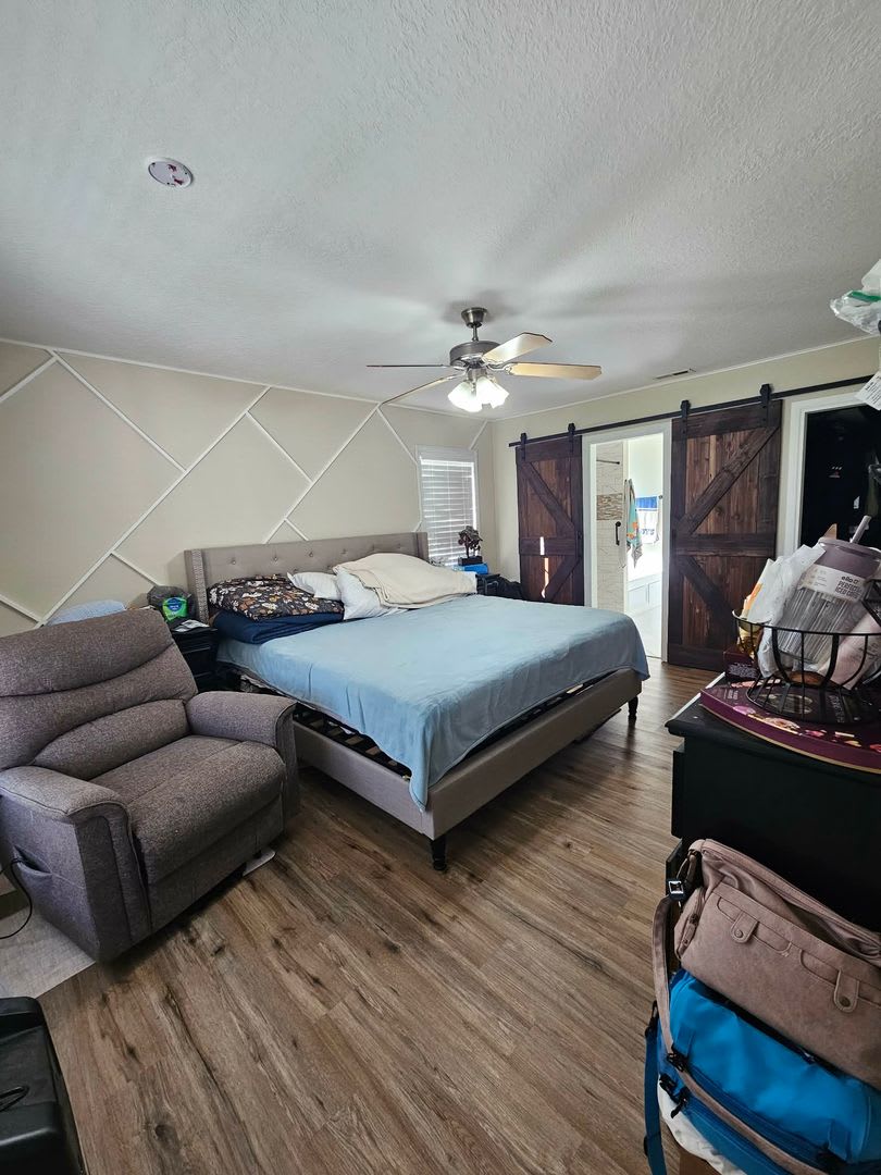 Nicely Updated 5 Bedroom Home! – photo 3