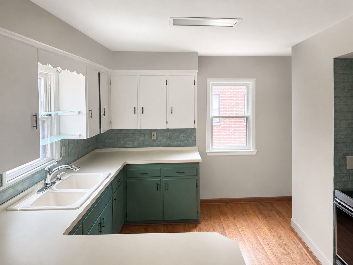 24550 Puritan Rd – photo 5