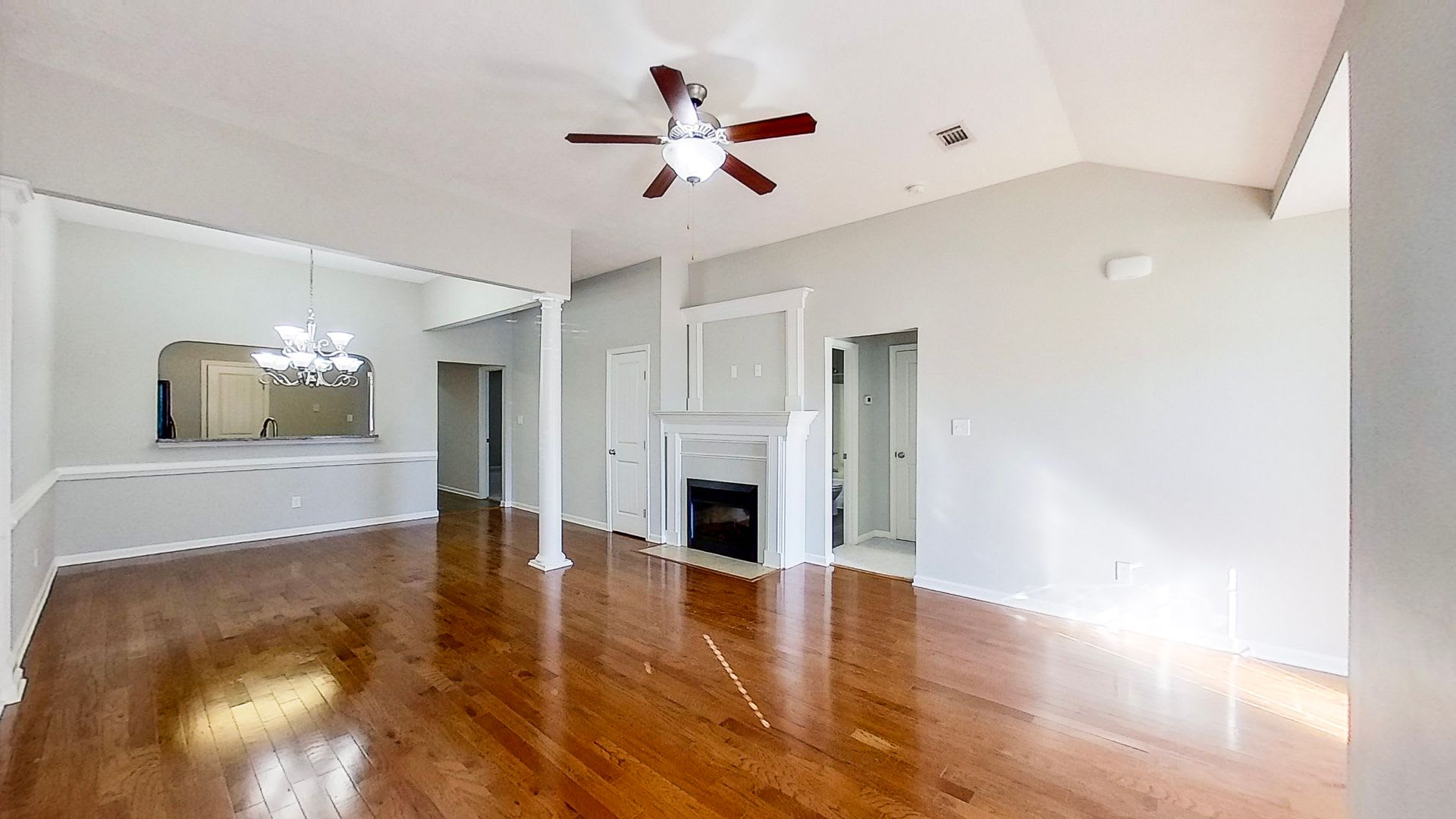 Beautiful Low Maintenance Executive Town Home Close to Gate 2 Fort Gordon – photo 3