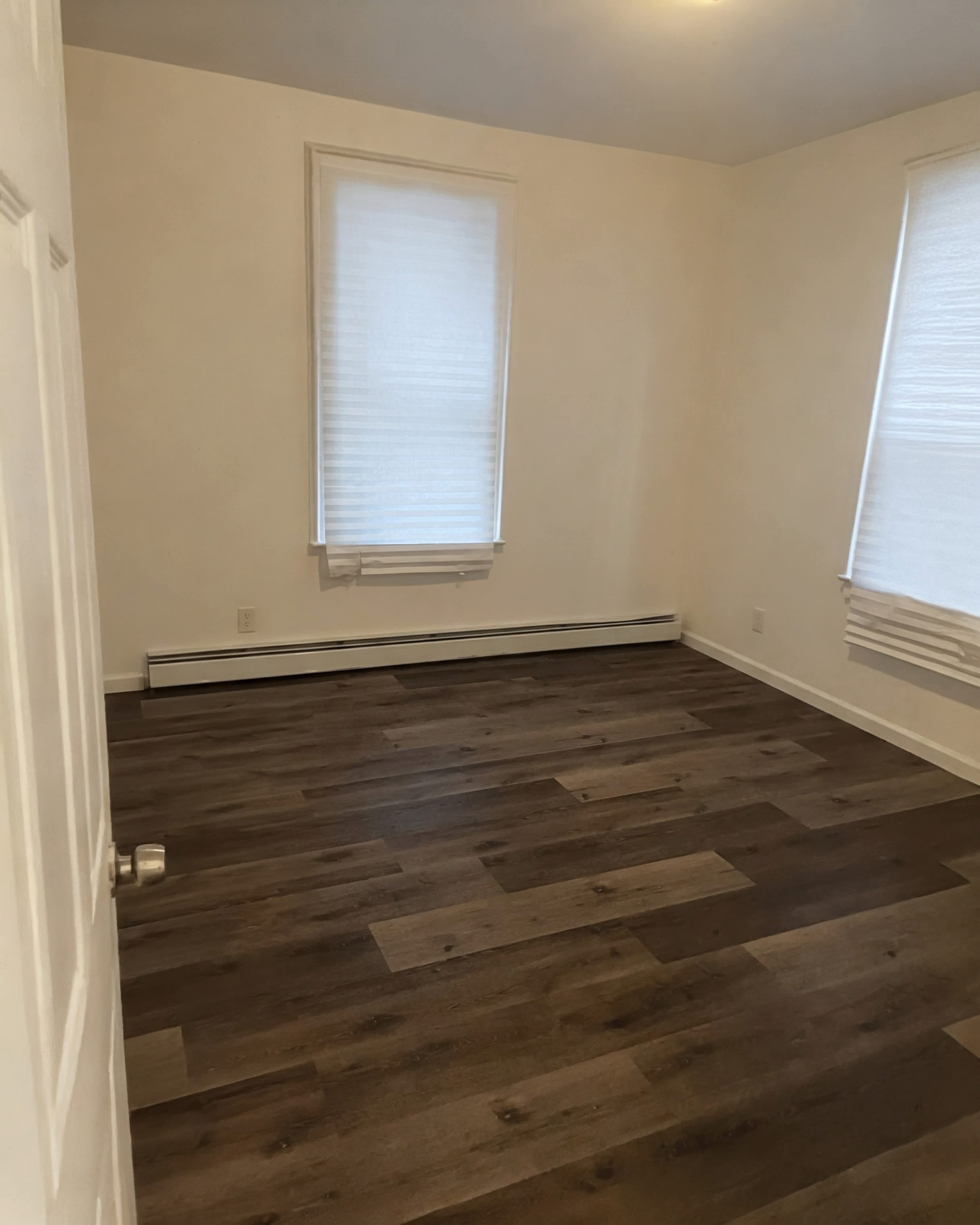 105 Lyons Avenue – photo 2