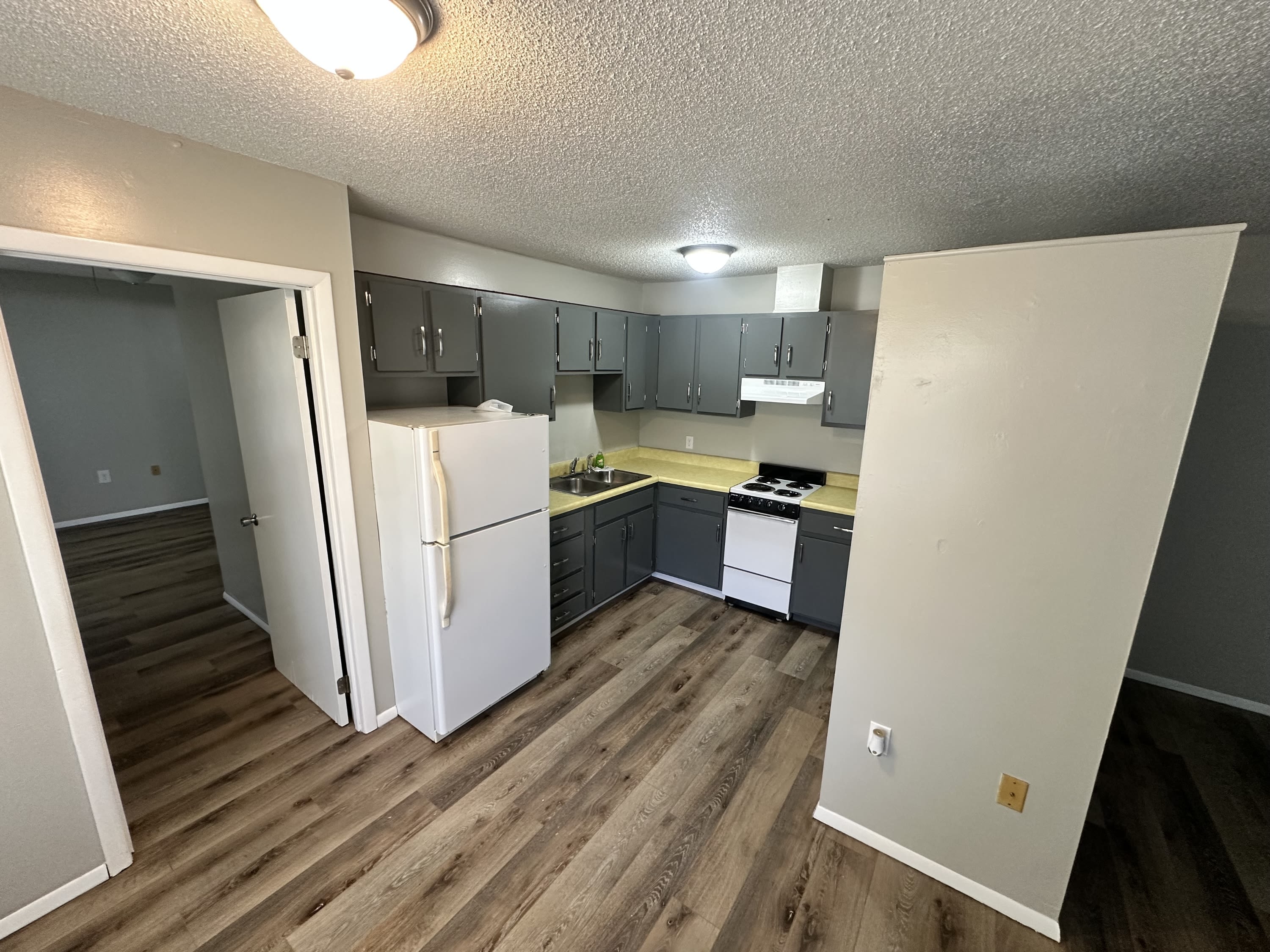 11320 Prairie Lane – photo 2