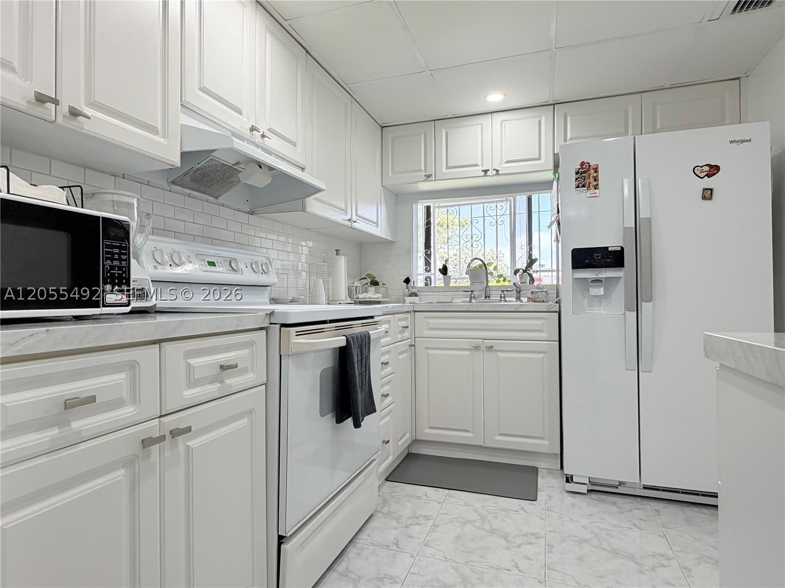 9410 W Flagler St – photo 5