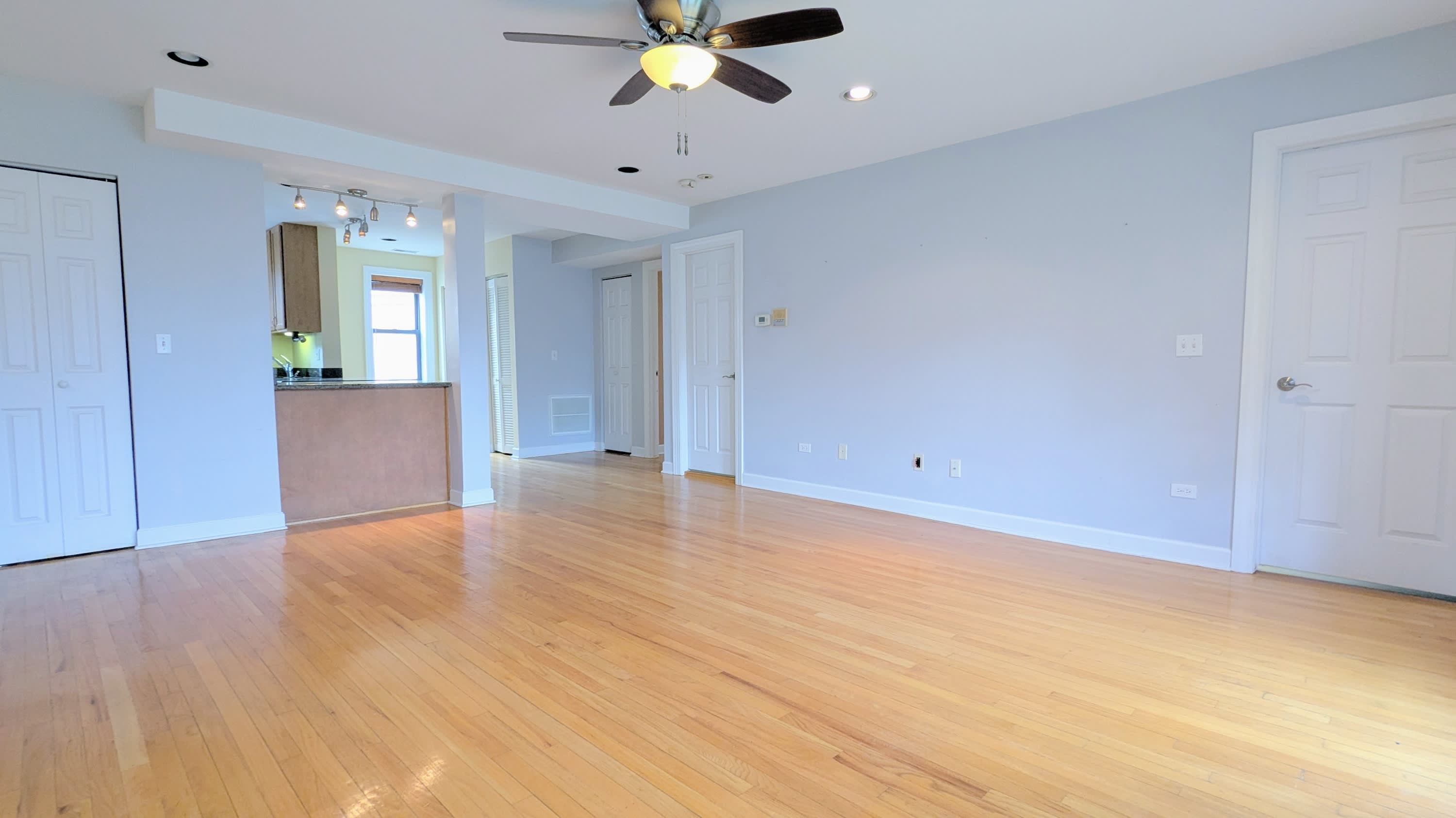 5232 North Campbell Ave #1B – photo 3