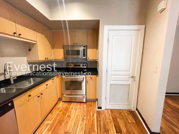 807 18th Avenue South – photo 5
