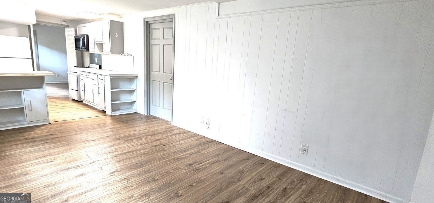 1067 Lanier Boulevard Ne – photo 1