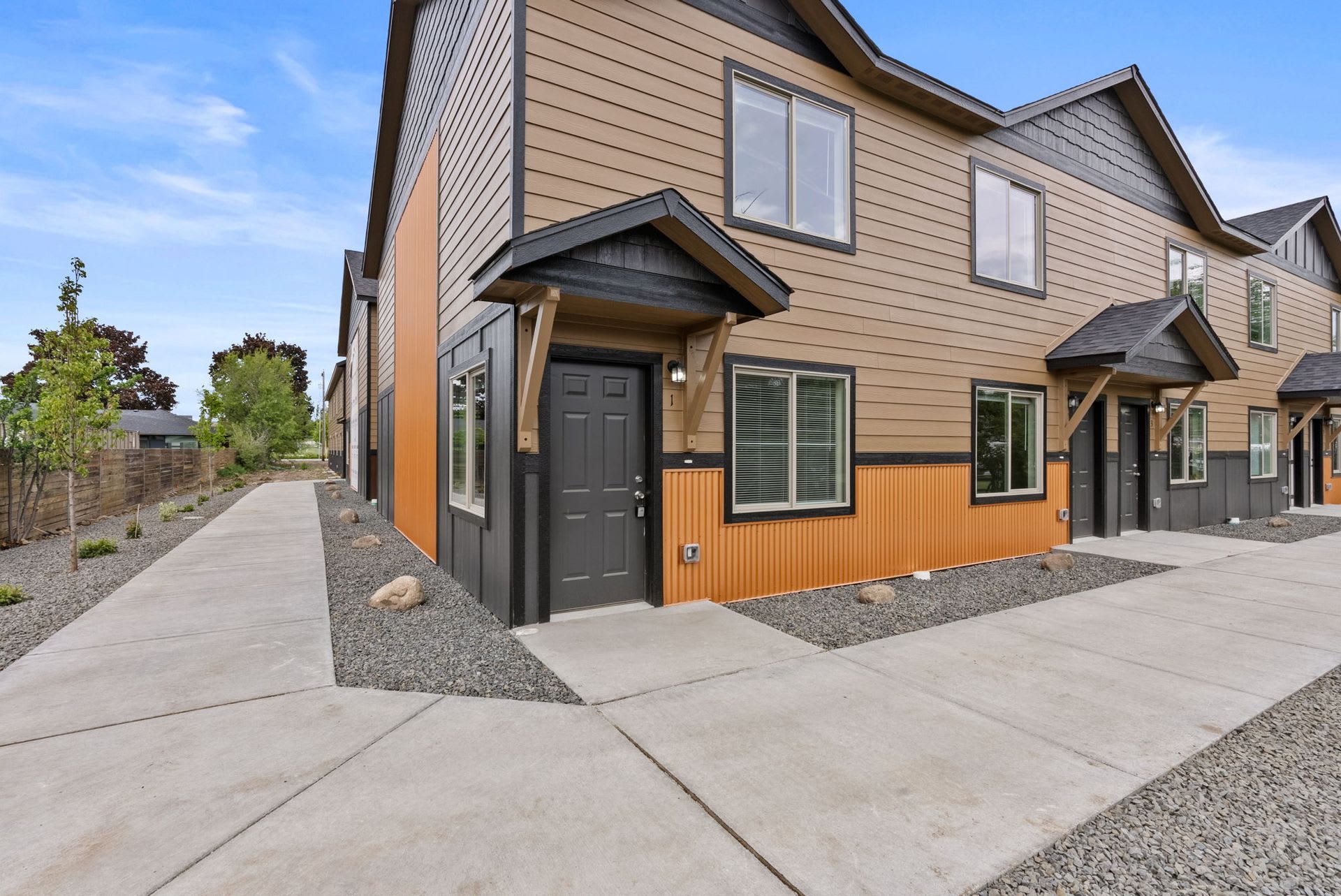 Alki Townhomes 2 Bedrooms 1 5 Bathrooms – photo 2