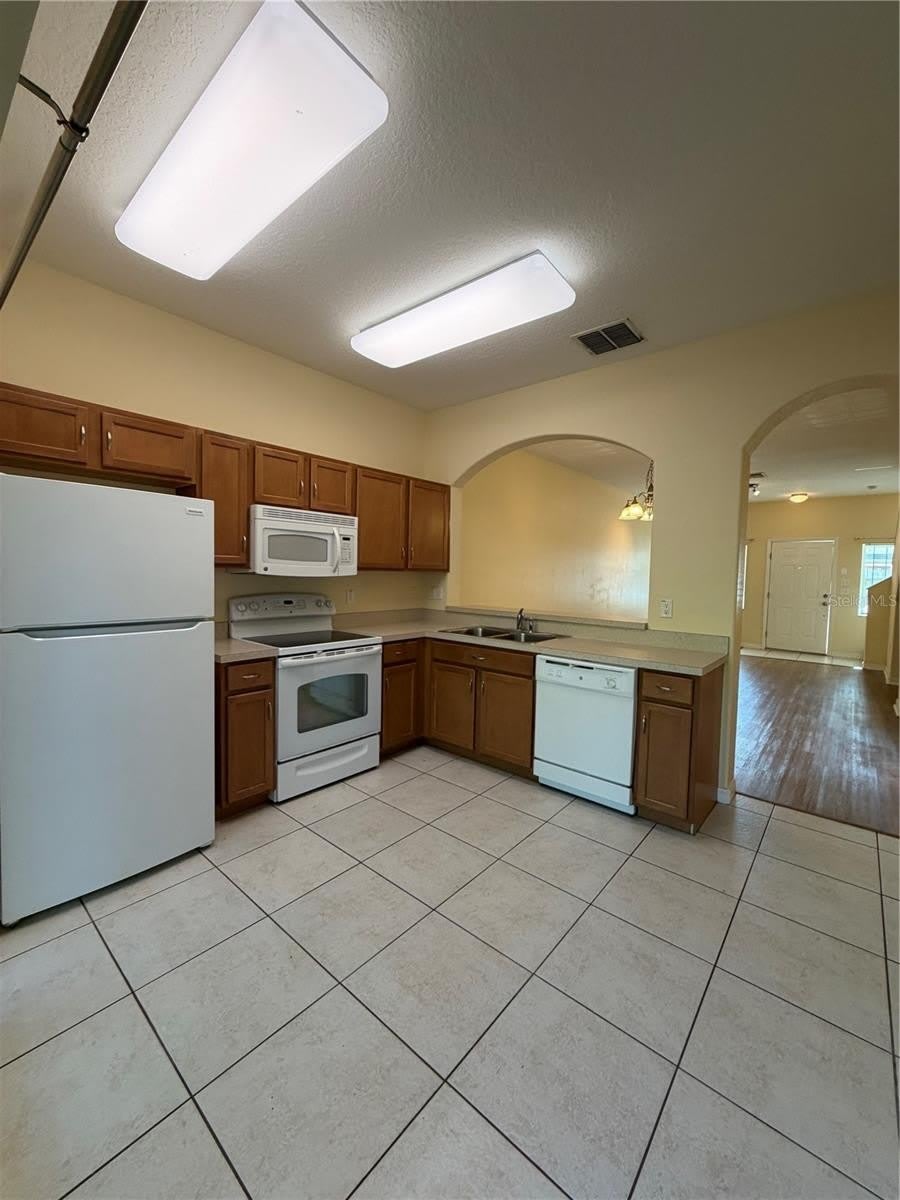 4154 WINDING VINE Drive – photo 4