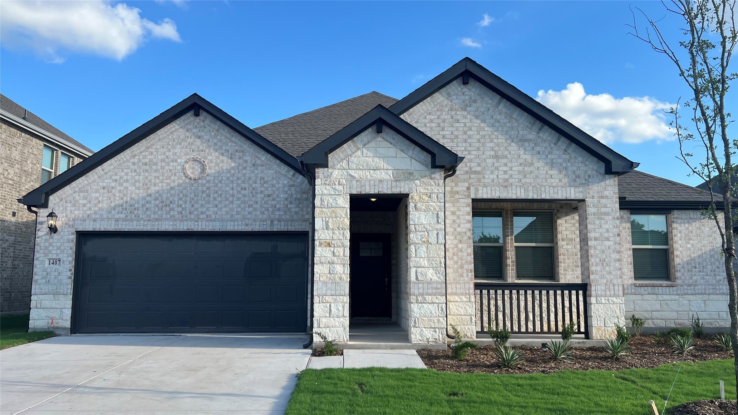 1407 Winters Way – photo 2