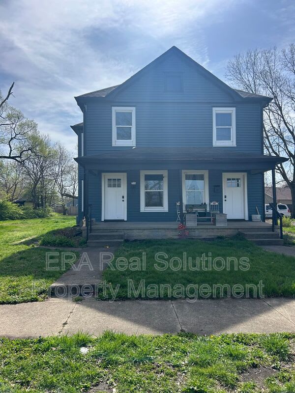 1225 Woodside Boulevard – photo 1