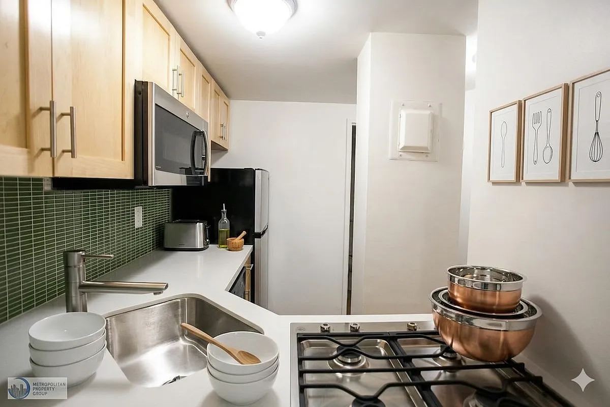 146 East 39Th Street – photo 5