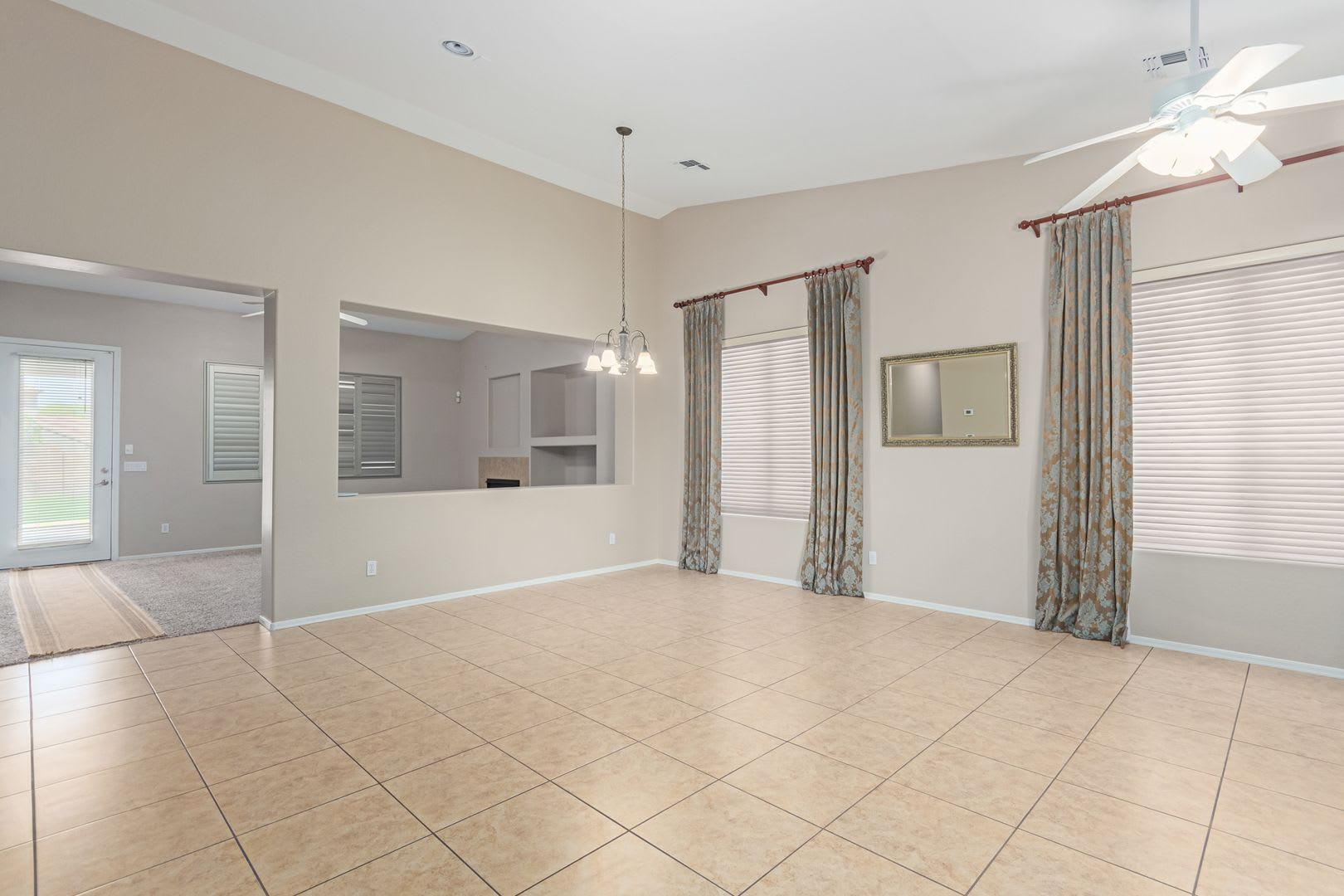 Stunning 4-Bedroom Home with Private Guest Suite in Gated Community – photo 4