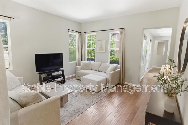 26882 Greenleaf Ct – photo 4